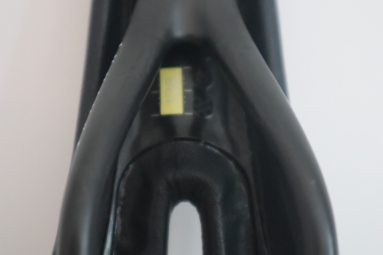 138mm Bontrager Montrose Pro Carbon Rail Road Bike Saddle 169g