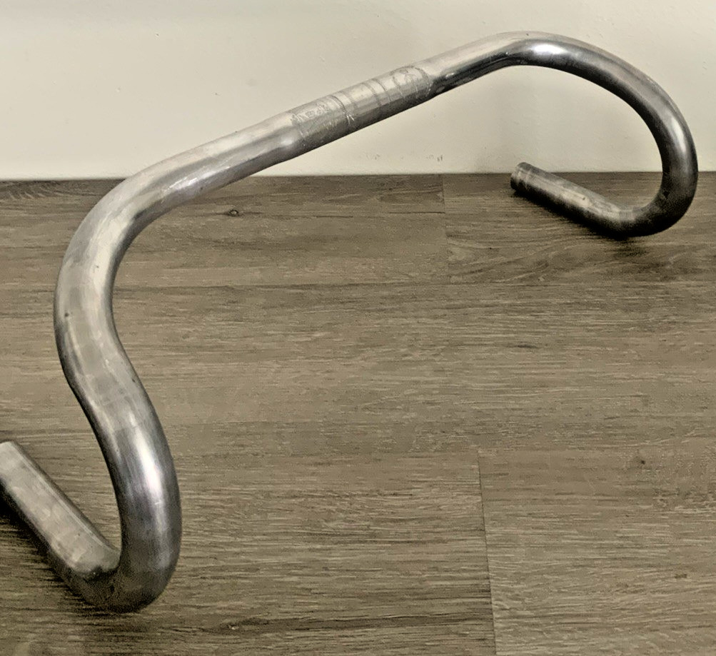 3T FORMA DROP BARS 40 CM C TO C CLAMP 26 MM 286 GRAMS