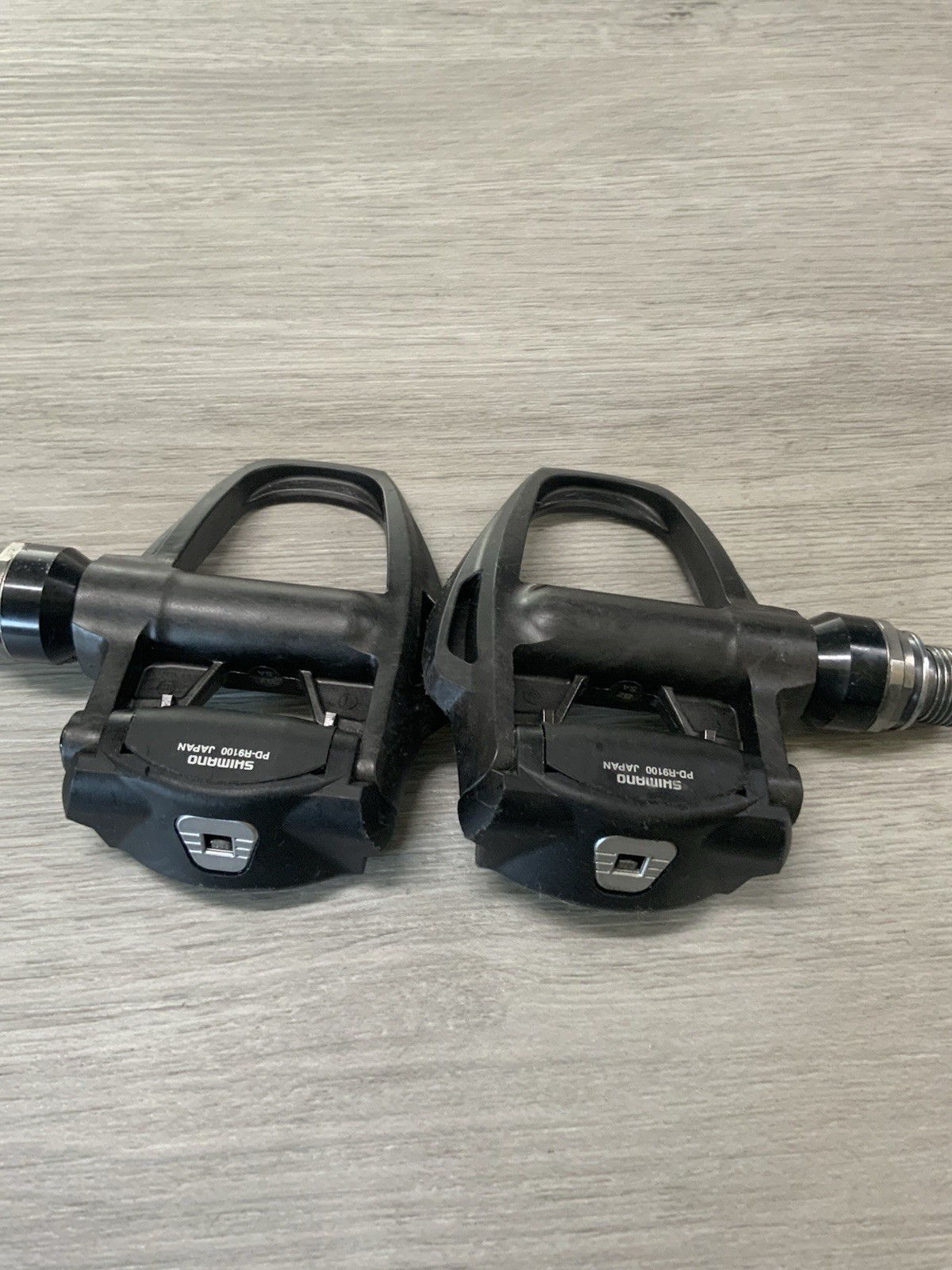 SHIMANO DURA ACE CLIPLESS PEDALS MODEL PD-R9100 BLACK NO CLEATS