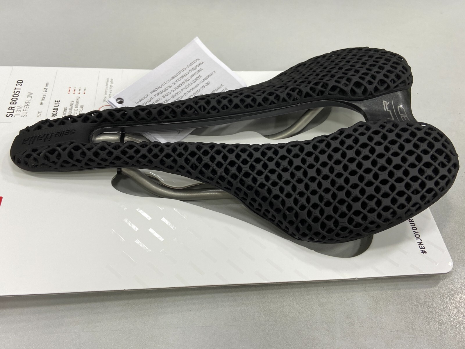 Selle Italia SLR Boost 3D Ti316 Superflow L3(145x248mm) Bicycle Saddle (Black)
