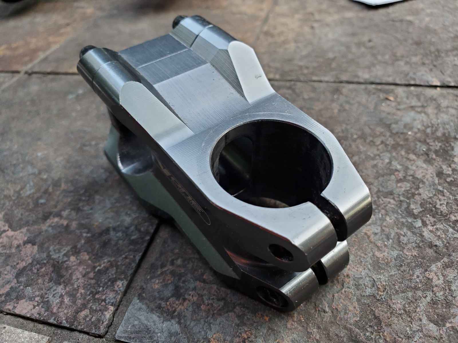 Sunline V-One Threadless Mountain Bike Stem 50mm 1 1/8″ 31.8 mm Bar CNC grey