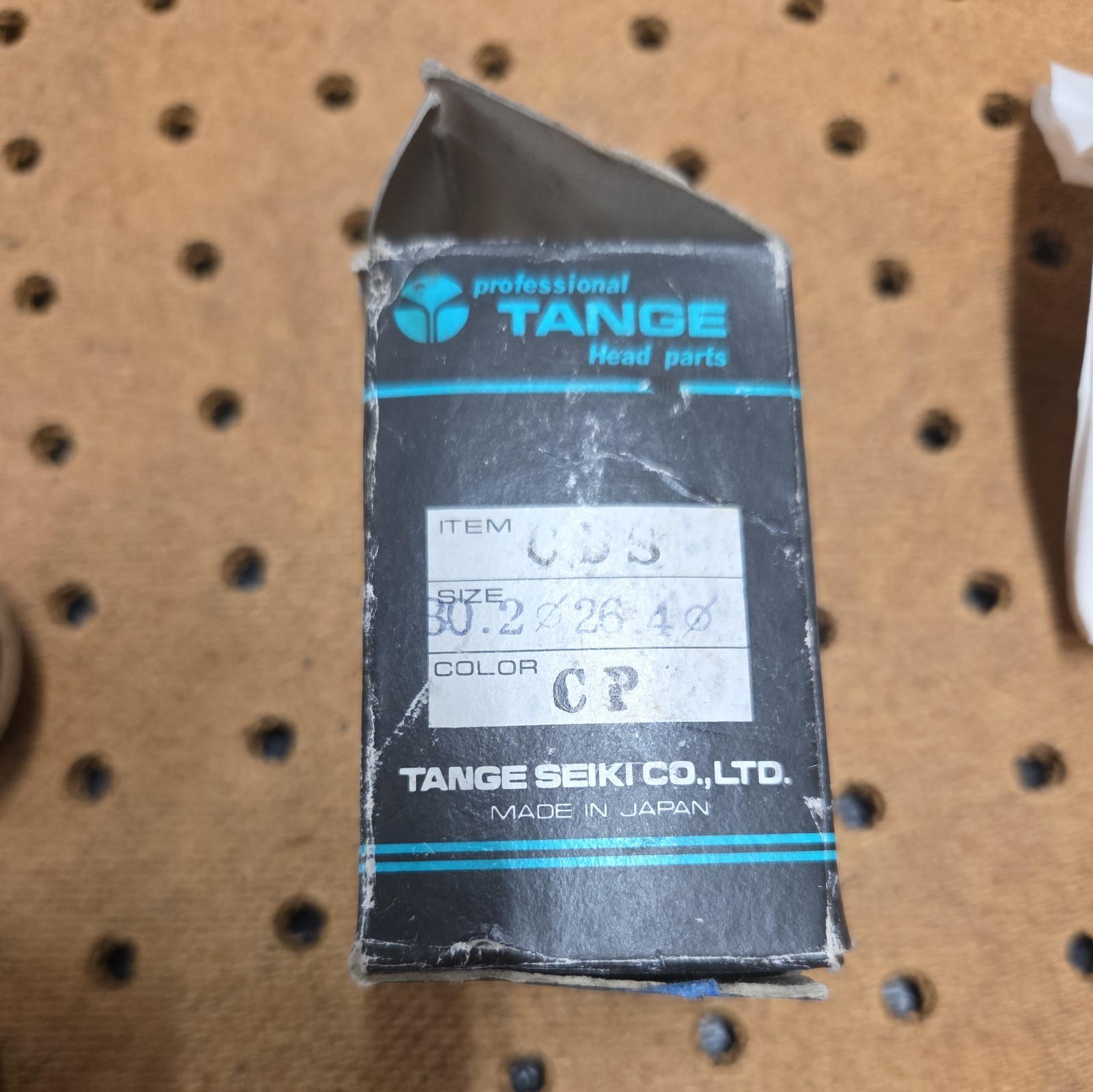 Tange-Seiki Levin NJS 1″ Threaded Headset: 26.4mm Crown Race Chrome 30.2 CDS