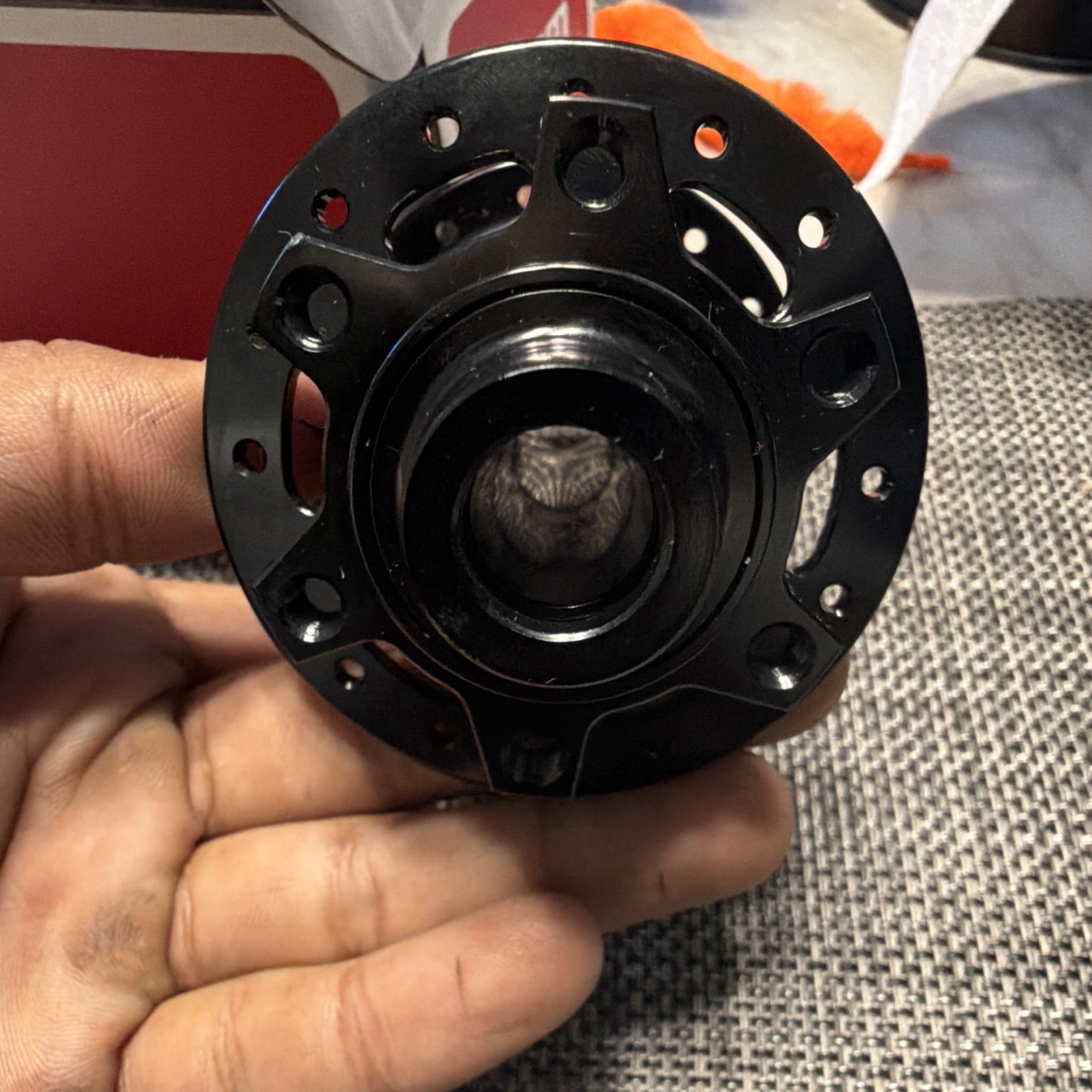 SRAM 900 Rear Hub – 12 x 148mm Boost, 6-Bolt, XDR, Black, 28H