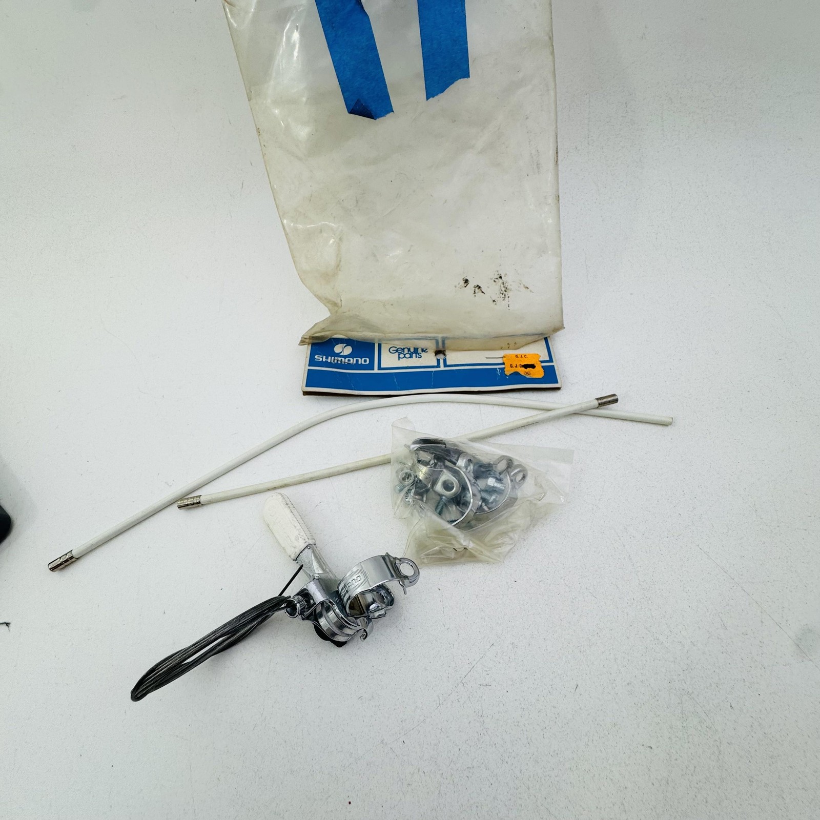 Vintage Shimano Right Shifter Clamp-On Internal Cruiser Cable Silver Bike NOS A1