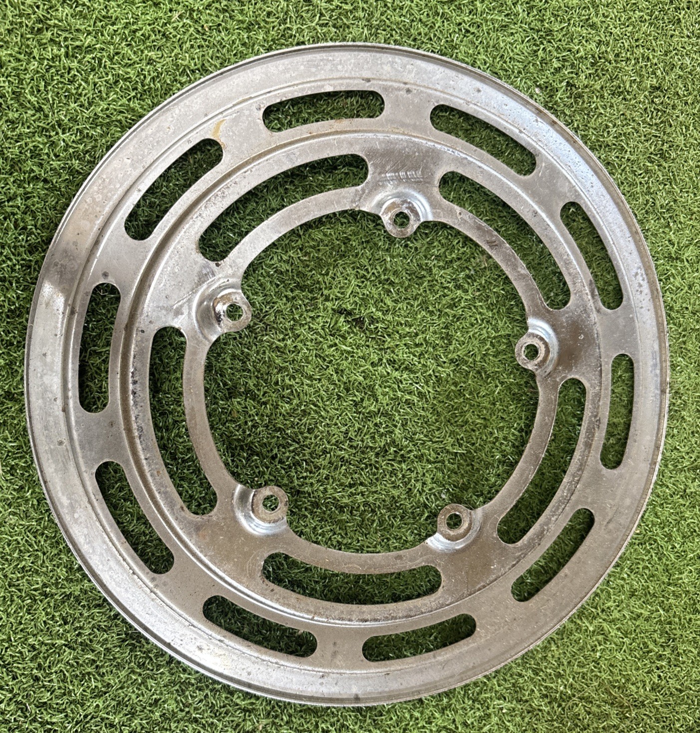 Vintage 1970s SCHWINN Chainring Guard • 5-Arm • 56 121. (NJ)