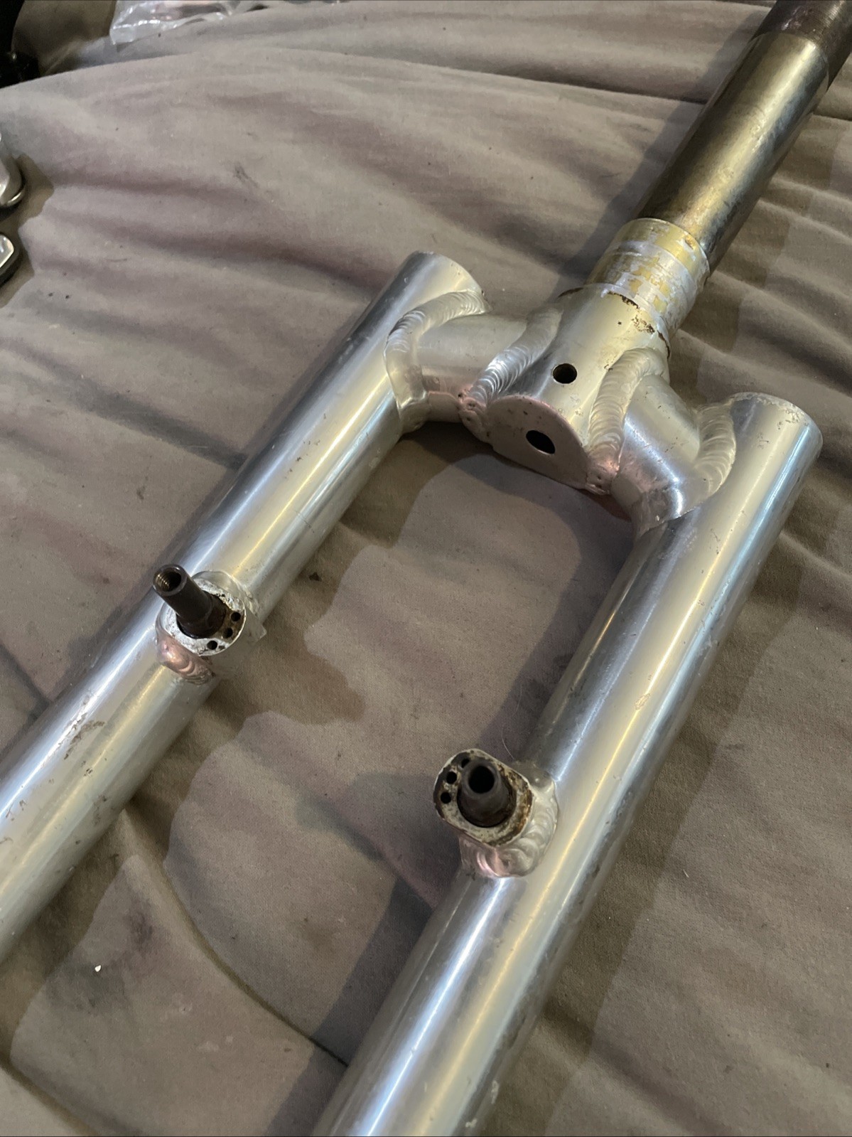 Segmented Aluminum Mountain Bike Fork 1.25” Threaded Steerer 1 1/4″