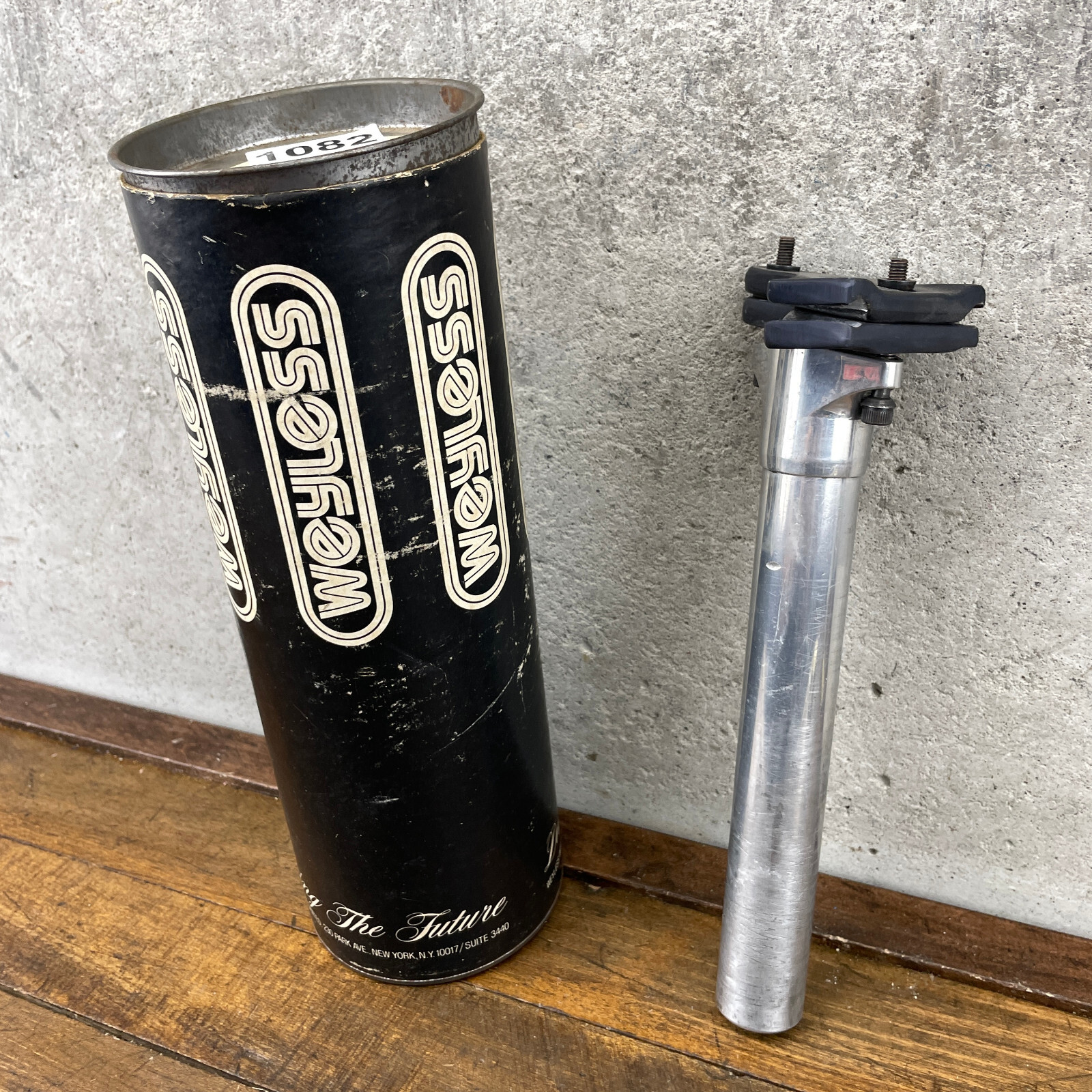 Vintage Weyless Seatpost 27.2 mm 220 mm Mountain ATB Road Micro adjust 2 Bolt