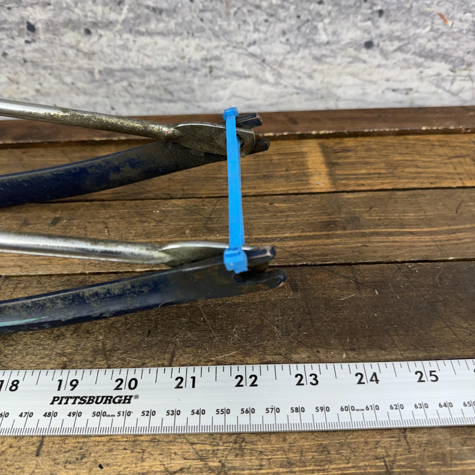Vintage Cruiser Truss Rod Fork 26 in 1 In Threaded Brace Balloon Tire Blue