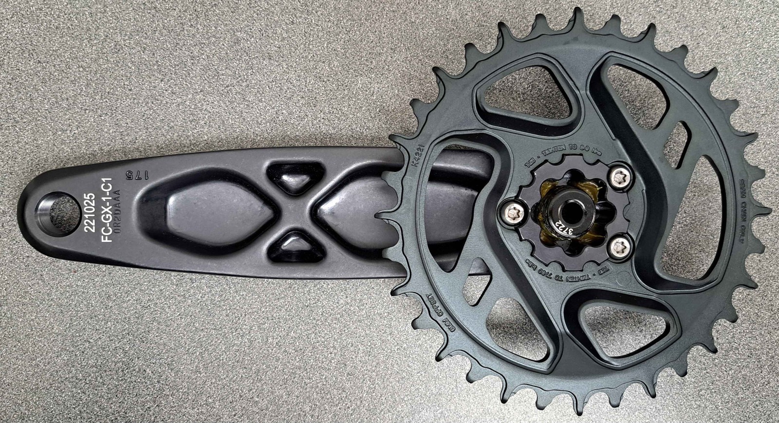 SRAM GX Eagle SuperBoost+ Crankset – 175mm 12-Speed 32t Direct Mount DUB Lunar