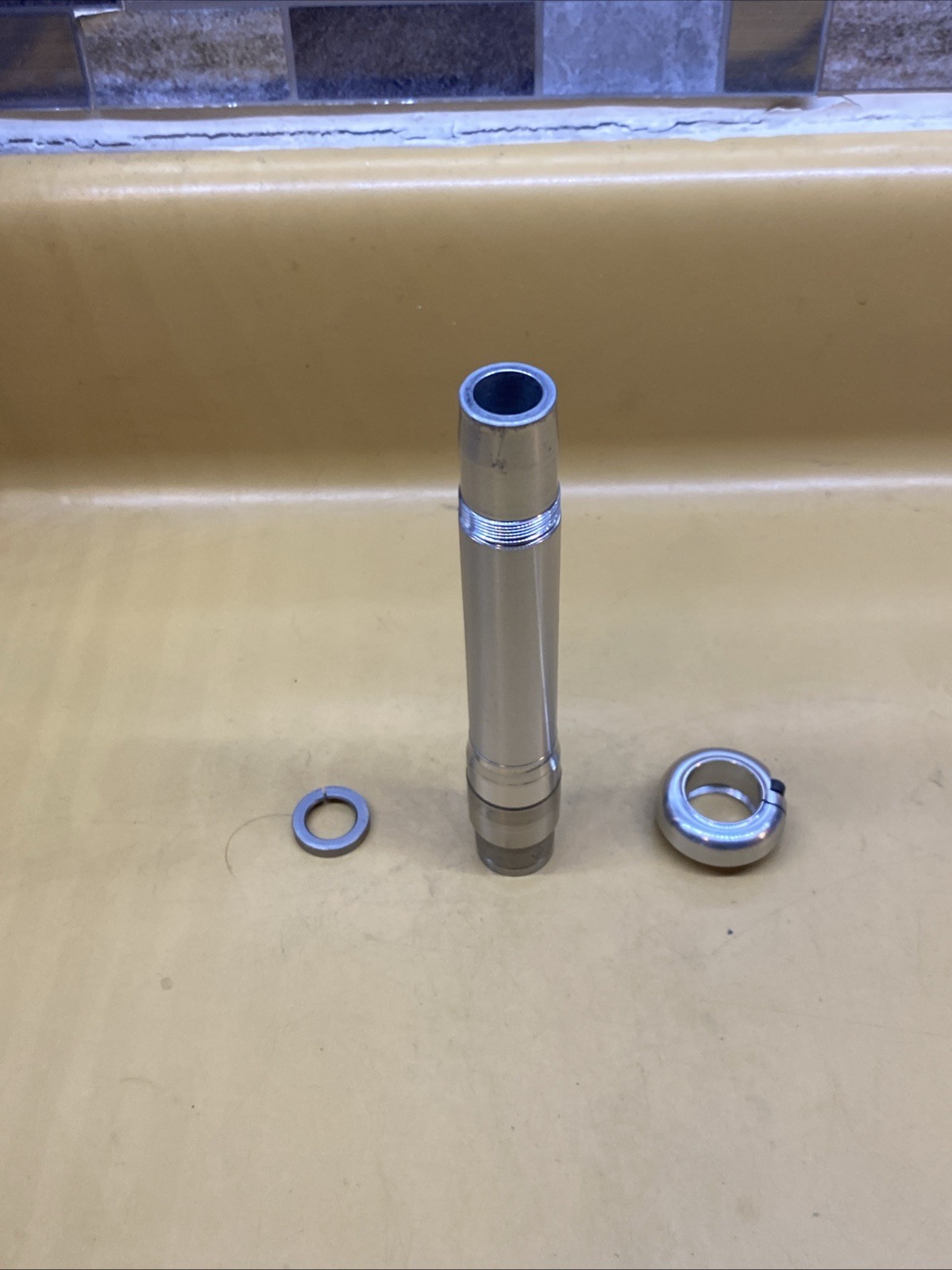 Complete Rear Chris King ISO 12mm x 142mm Thru-Axle Hub Axle
