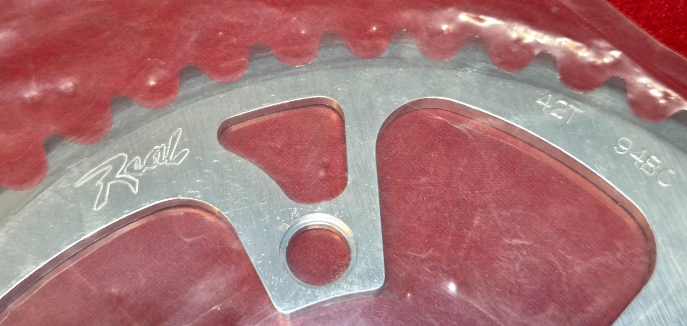 Vintage REAL 6061 5-Bolt 94mm 42T Ramped Chain Ring CHRRD64294 – NEW