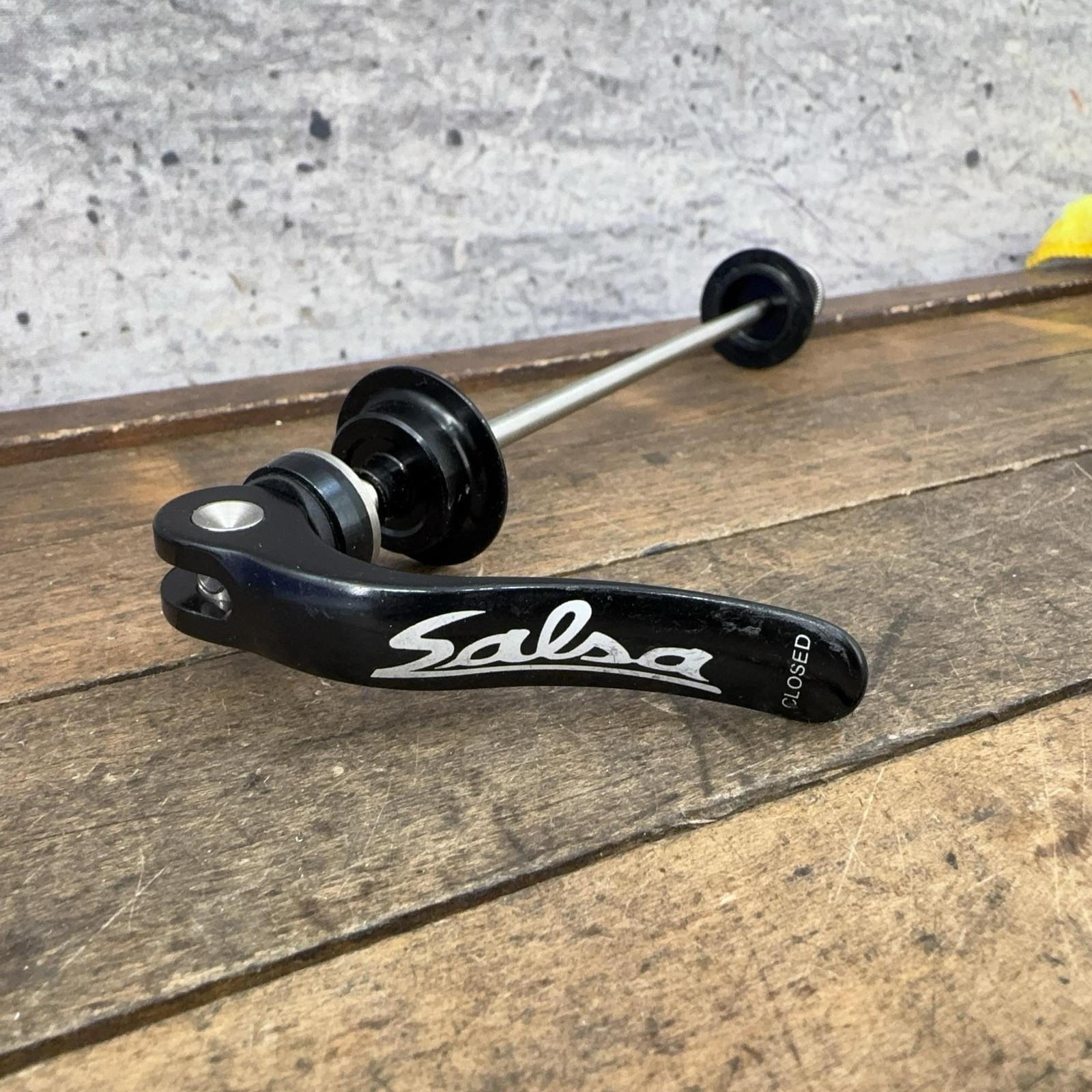 Salsa Rear Wheel Quick Release Skewer 180 Stainless Black Axle 75g