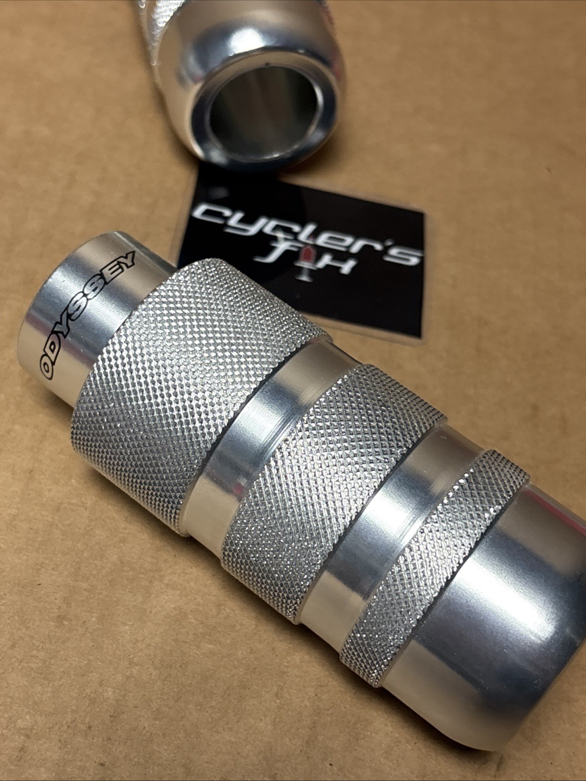 NOS Odyssey Strong Island 3/8|14mm Oversized Alloy BMX Pegs Fit: GT Pac-Man Dyno
