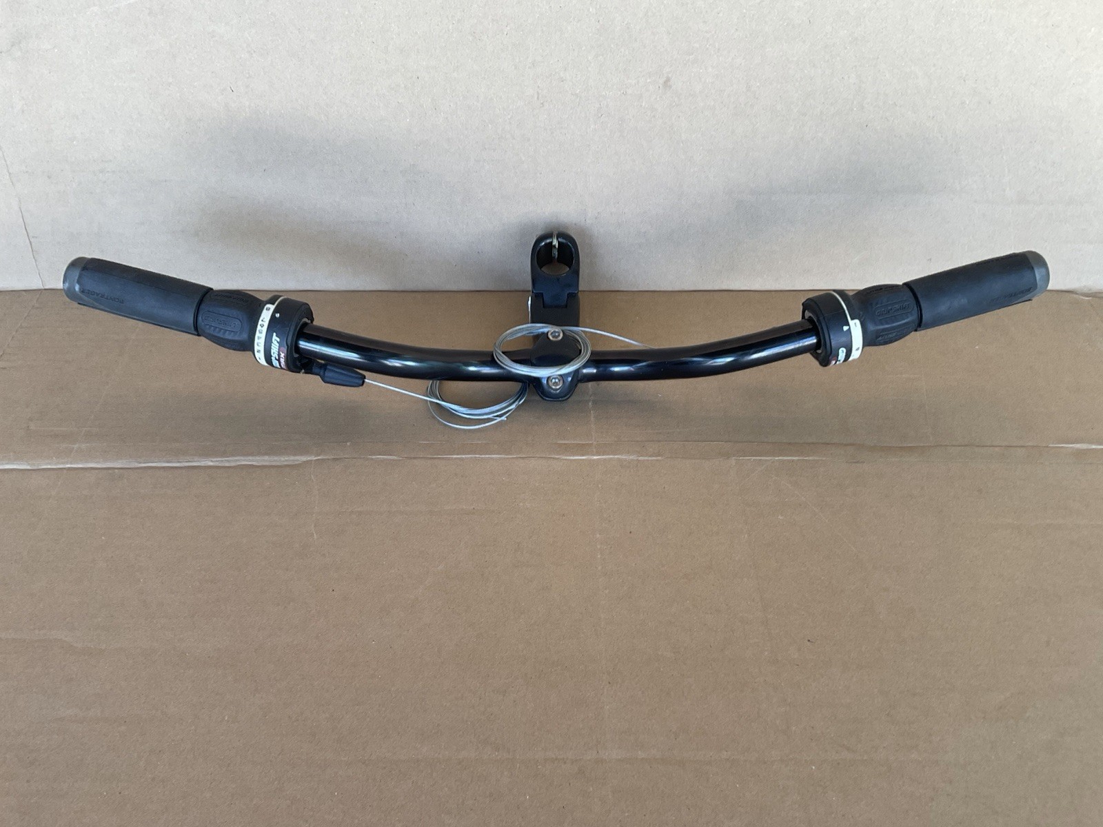 Grip Twist Shifters 3 X 8 Speed Front+Rear Pair Nice Condition Bars / Stem