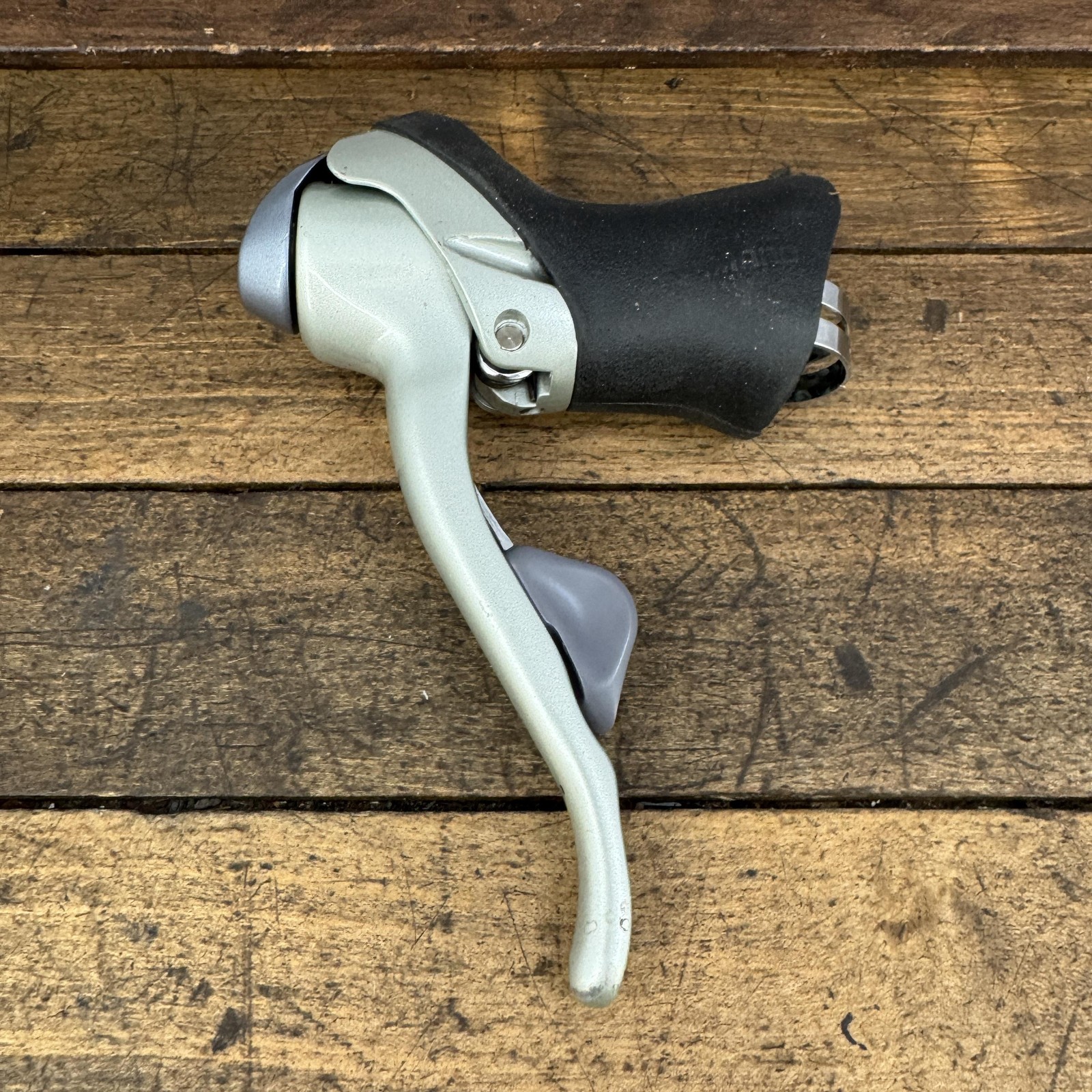 Shimano 105 ST-1055 Left Triple STI Shifter Lever Cap Hood PARTS Repair