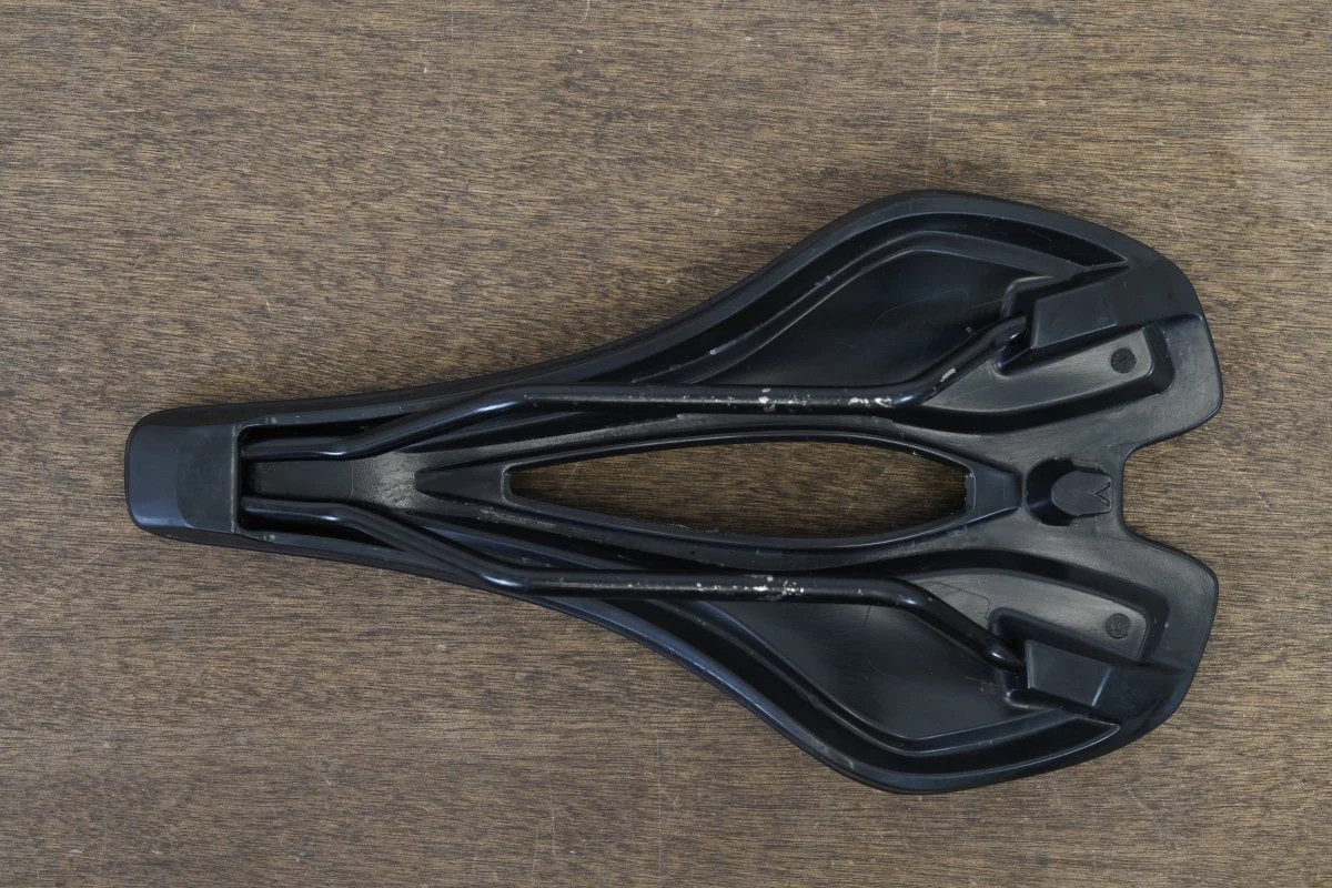145mm Giant Approach SST Rail Road Saddle 240g