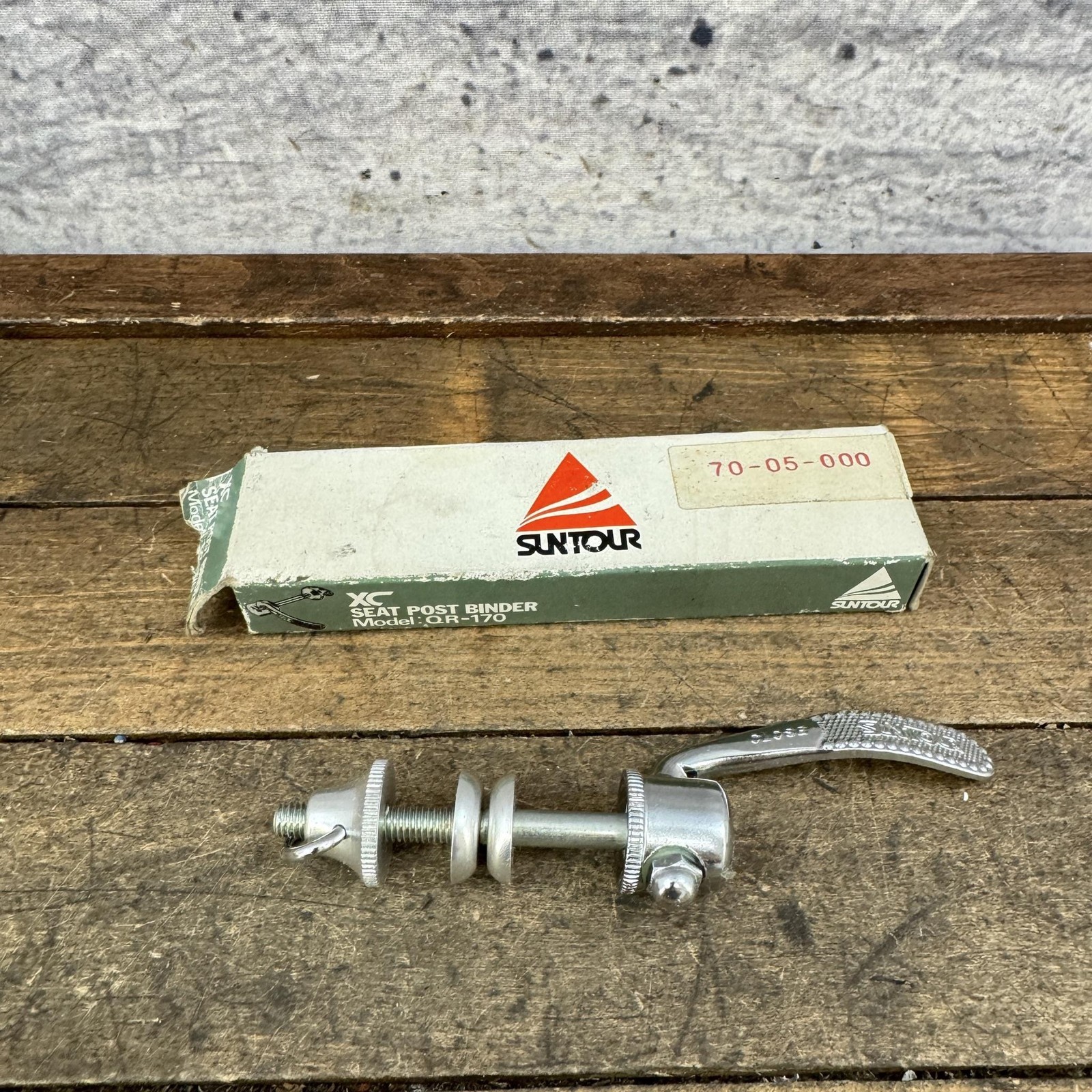 Vintage Suntour Seatpost Clamp QR-170 XC NOS 80s MTB Quick Release QR MTB Japan