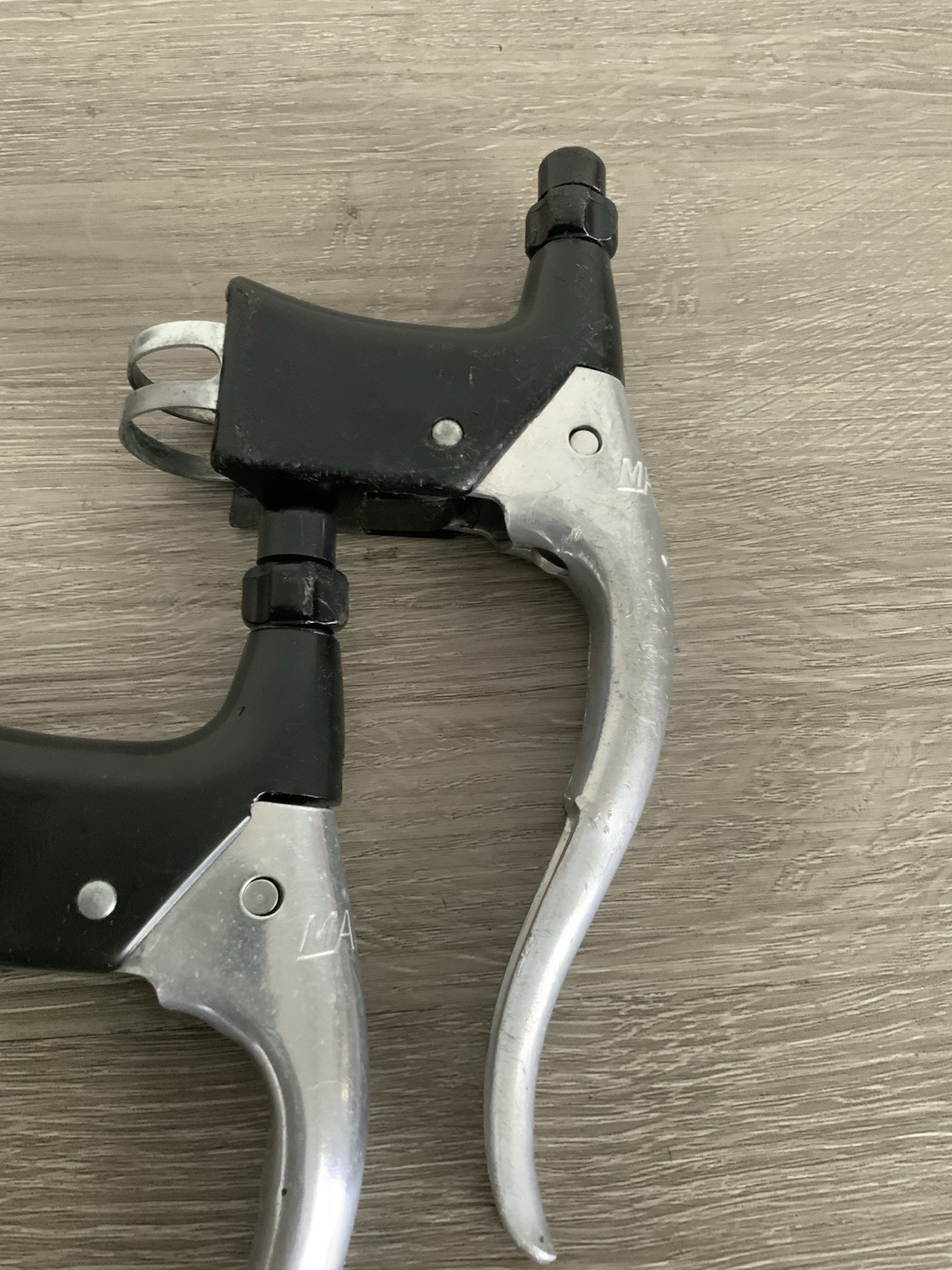 MAFAC COURSE BRAKE LEVERS NON-AERO BLACK AND SILVER 144 GRAMS