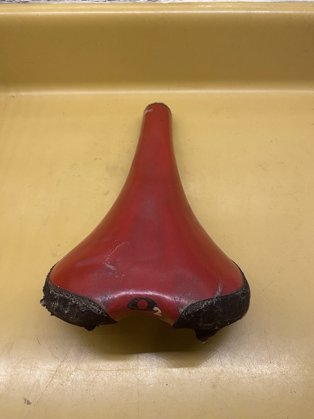 Red Avocet O2 Air 270mm x 145mm Titanium Rail Saddle