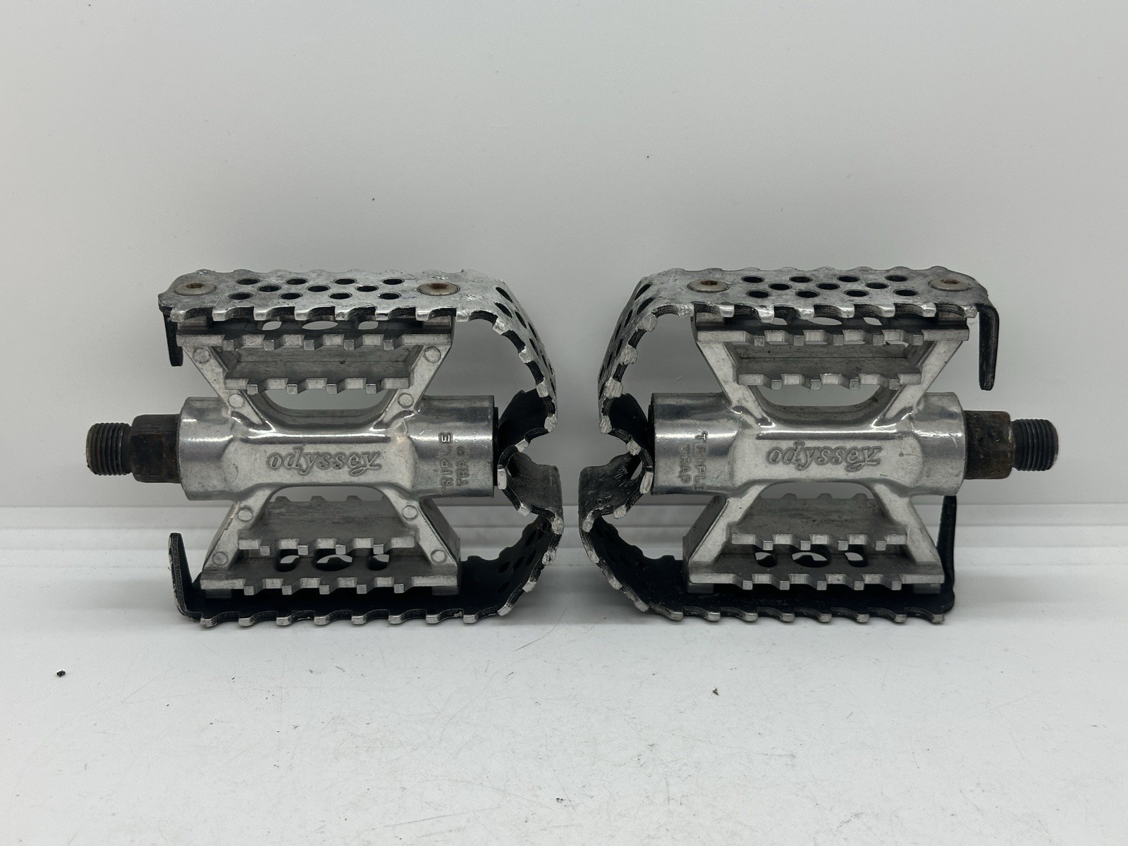 Vintage Odyssey Triple Trap BMX Pedals 9/16 Black Platform Old School Pair USA