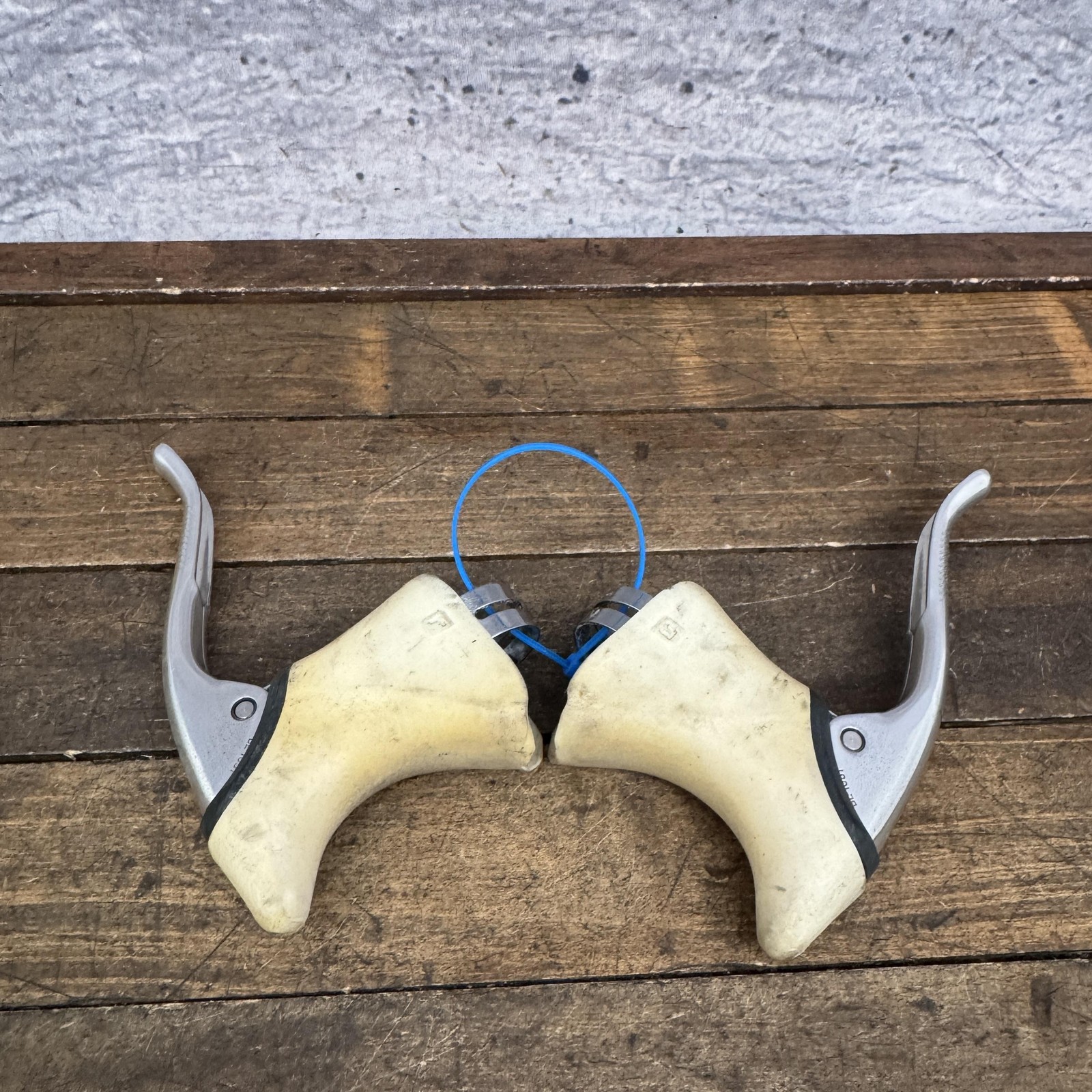Vintage Shimano 105 BL-1051 Brake Levers Whit Pair Aero Drop Bar 23.8mm Bike