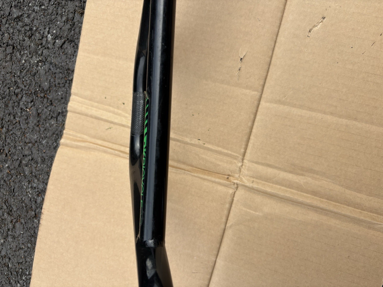 DK Bikes BMX Handlebars Black Mid School With DK Grips Used Not Cut Or Bent