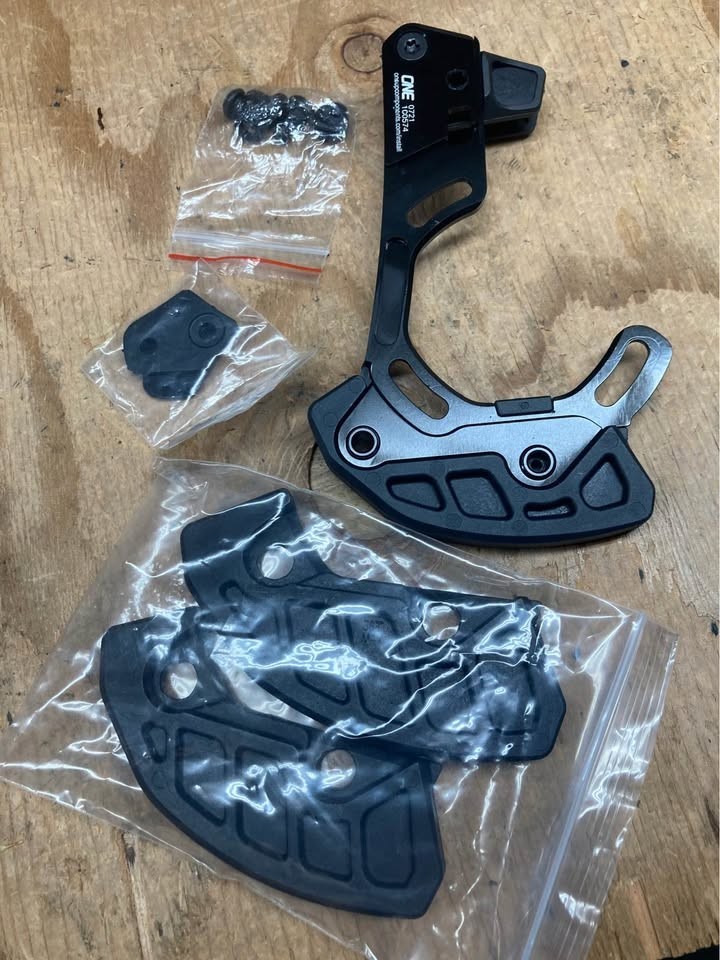 OneUp Components Top Chain guide with Bash Guard ISCG-05 – V2 mountain bike mtb
