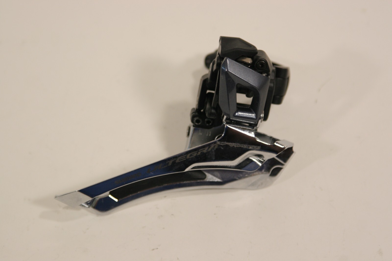 Shimano Ultegra FD-R8000 Road Front Derailleur Clamp-On 31.8mm 2×11-speed R8k31