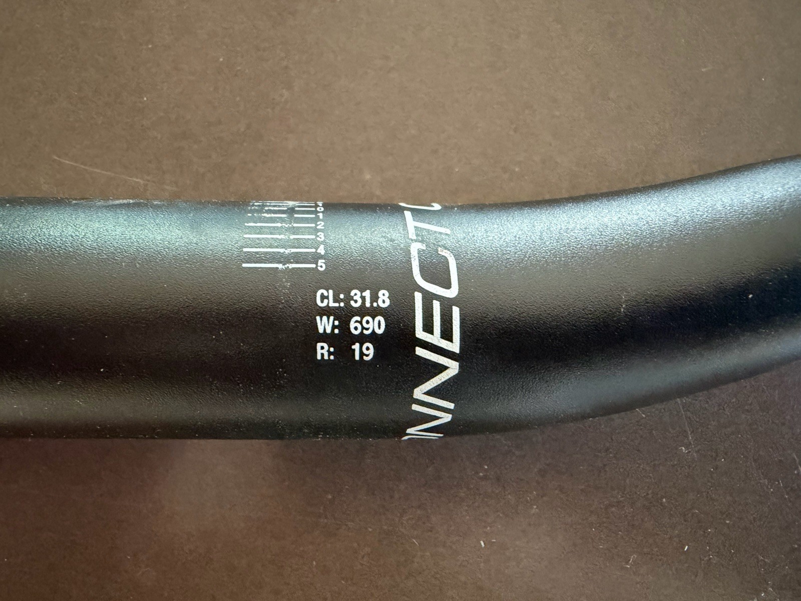 Giant Connect MTB Handlebars | 730mm Wide | 31.8mm Clamp | 25mm Rise | Trail/XC
