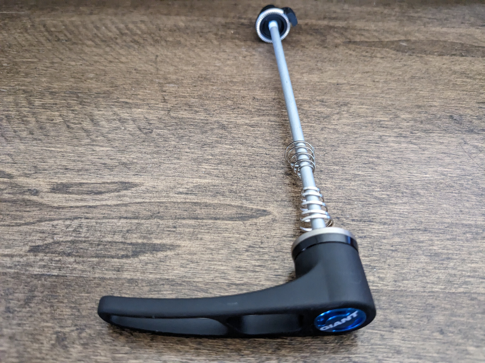 New Giant / DT Swiss RWS Road REAR ONLY Quick Release Skewers – QR – 130mm