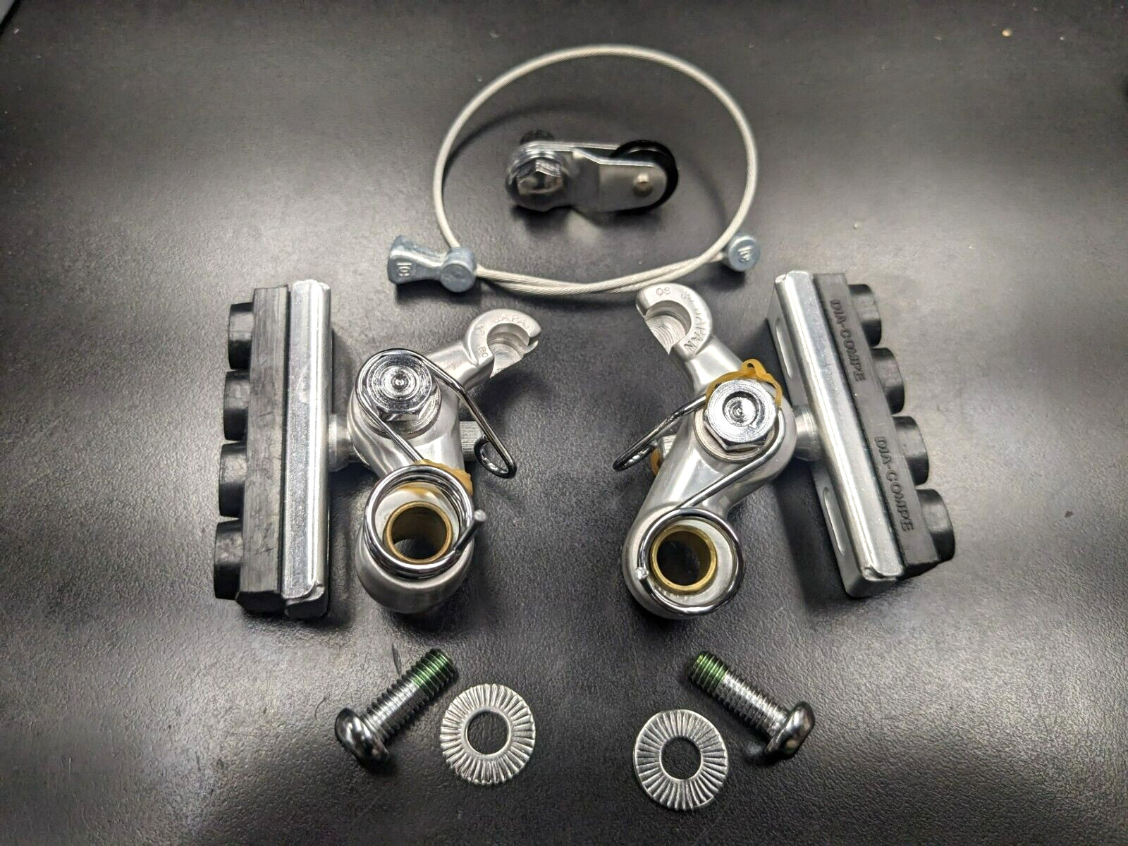 NEW Vintage NOS DIA COMPE 960 Bicycle Cantilever Brake Set – era 1983
