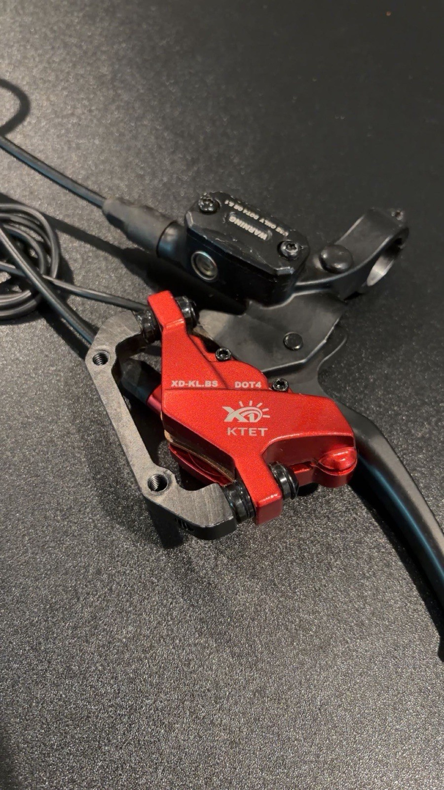 KTET XD-KL-BS Hydraulic Disc Rear Brake Lever & Caliper Set Red/Black Aluminum
