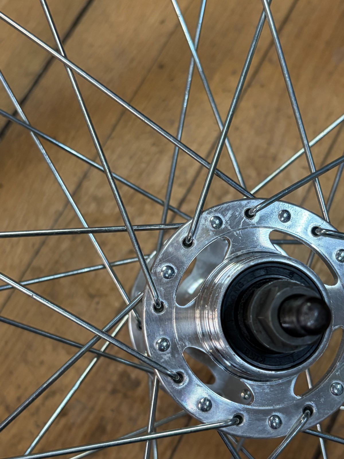Vintage Redline 24″ Rear Wheel 110m Flip Flop Hub M30x1 & 1.37x24tpi