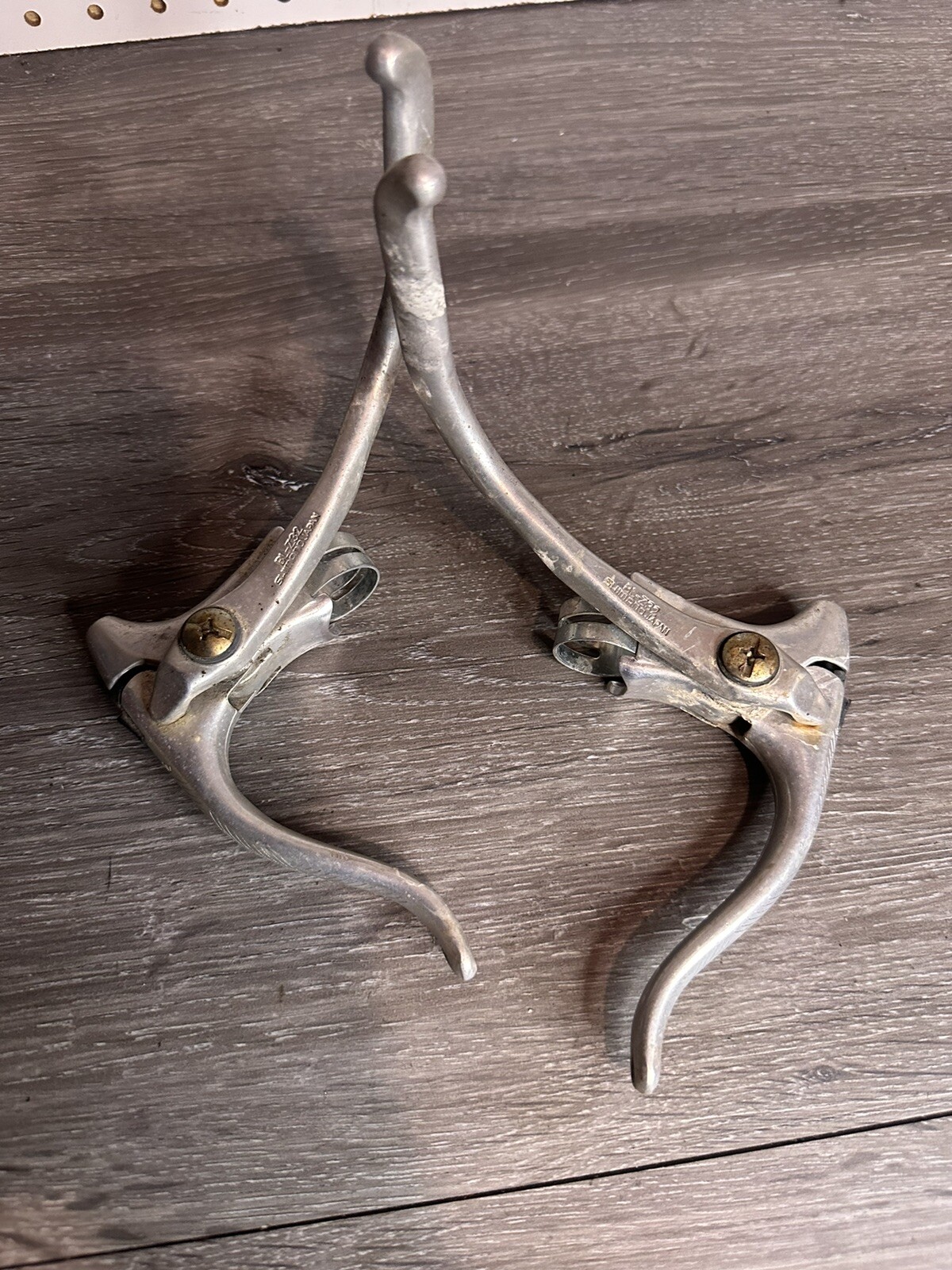 Shimano BL-Z325 with BL-Z32 Vintage Safety Road Bike Brake Levers 23.8mm