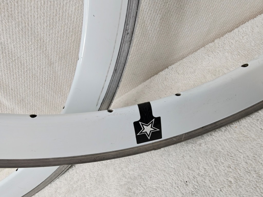 Deep V Aero Rim PAIR 700c 32H White 43mm | Fixie Single Speed Track