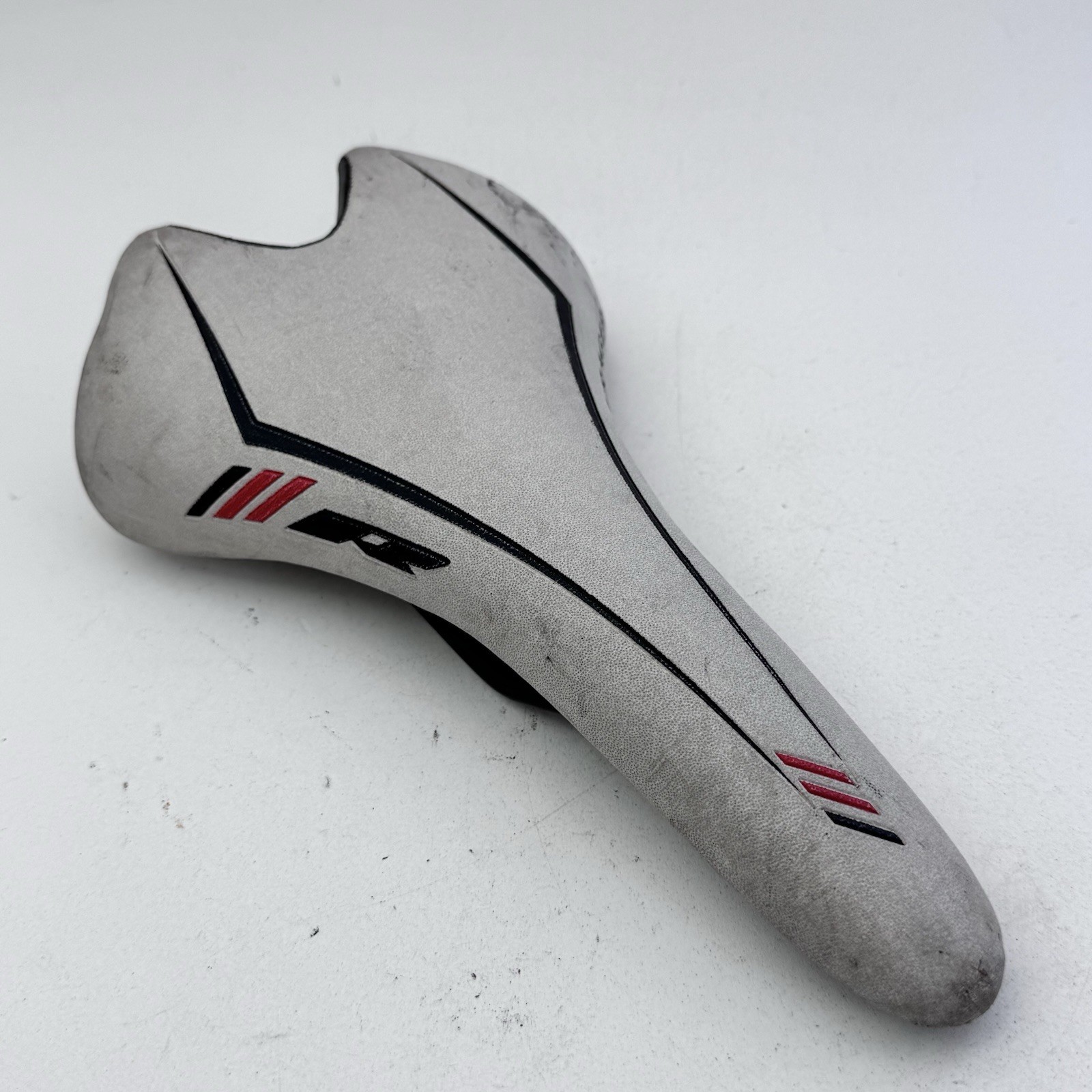 Vintage Bontrager R Seat Saddle Trek Road Race MTB Gray Black 146 mm A76