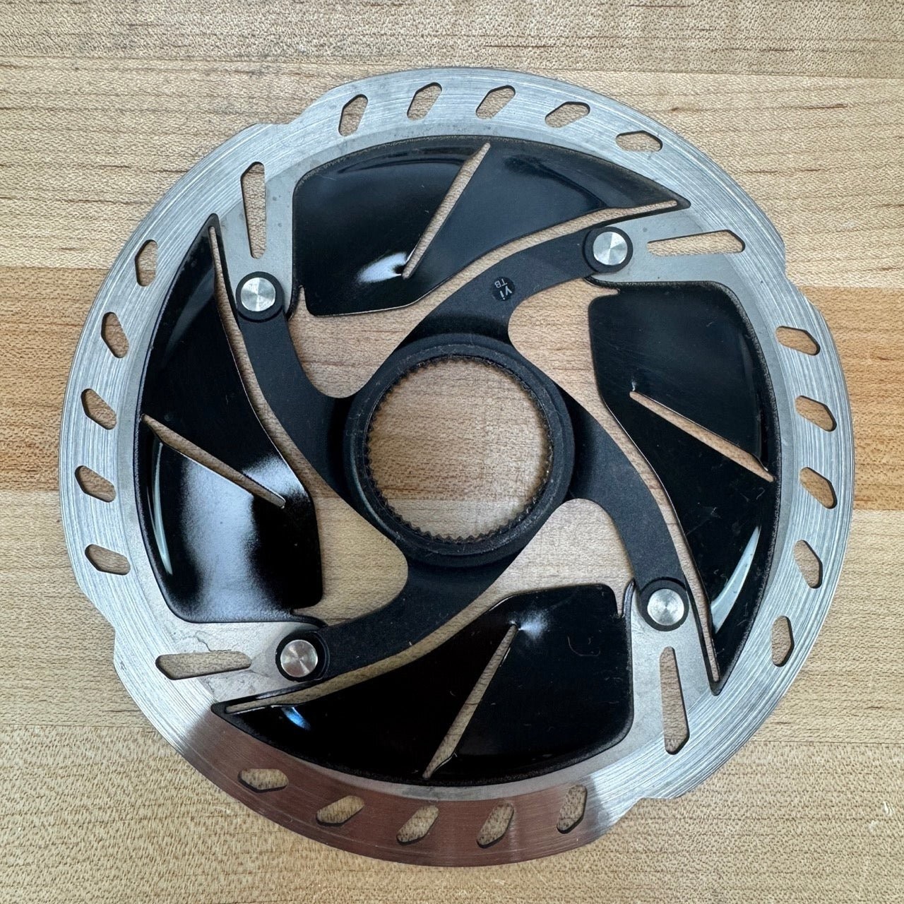 Shimano SM-RT900-S 160mm Center-Mount Bike Disc Brake Rotor 119g