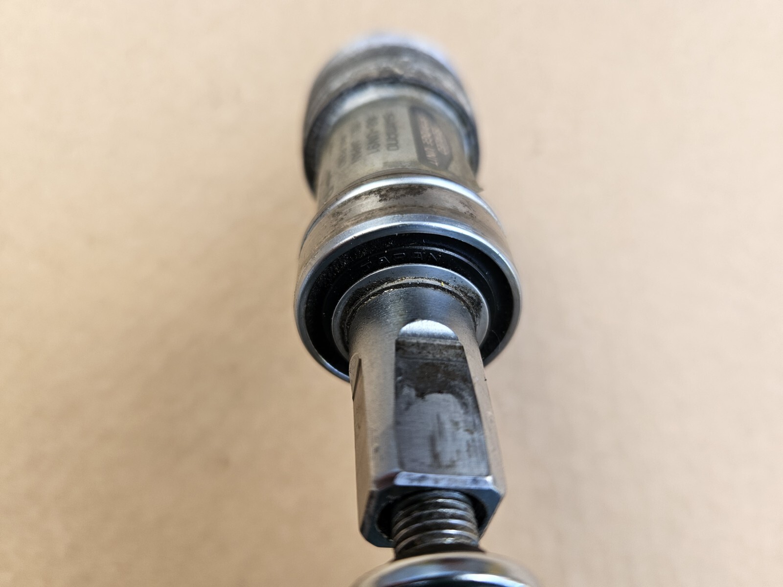 Shimano XTR BB-UN71 68mm Cartridge Bottom Bracket 113mm Spindle English Thread