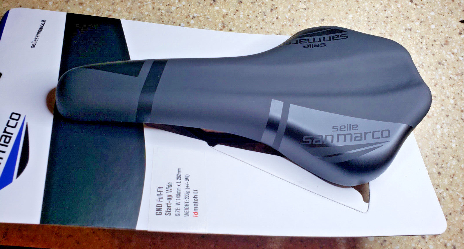 NEW NIB Selle San Marco GND Full Fit Wide Bicycle Saddle Black 222g W145 L262mm