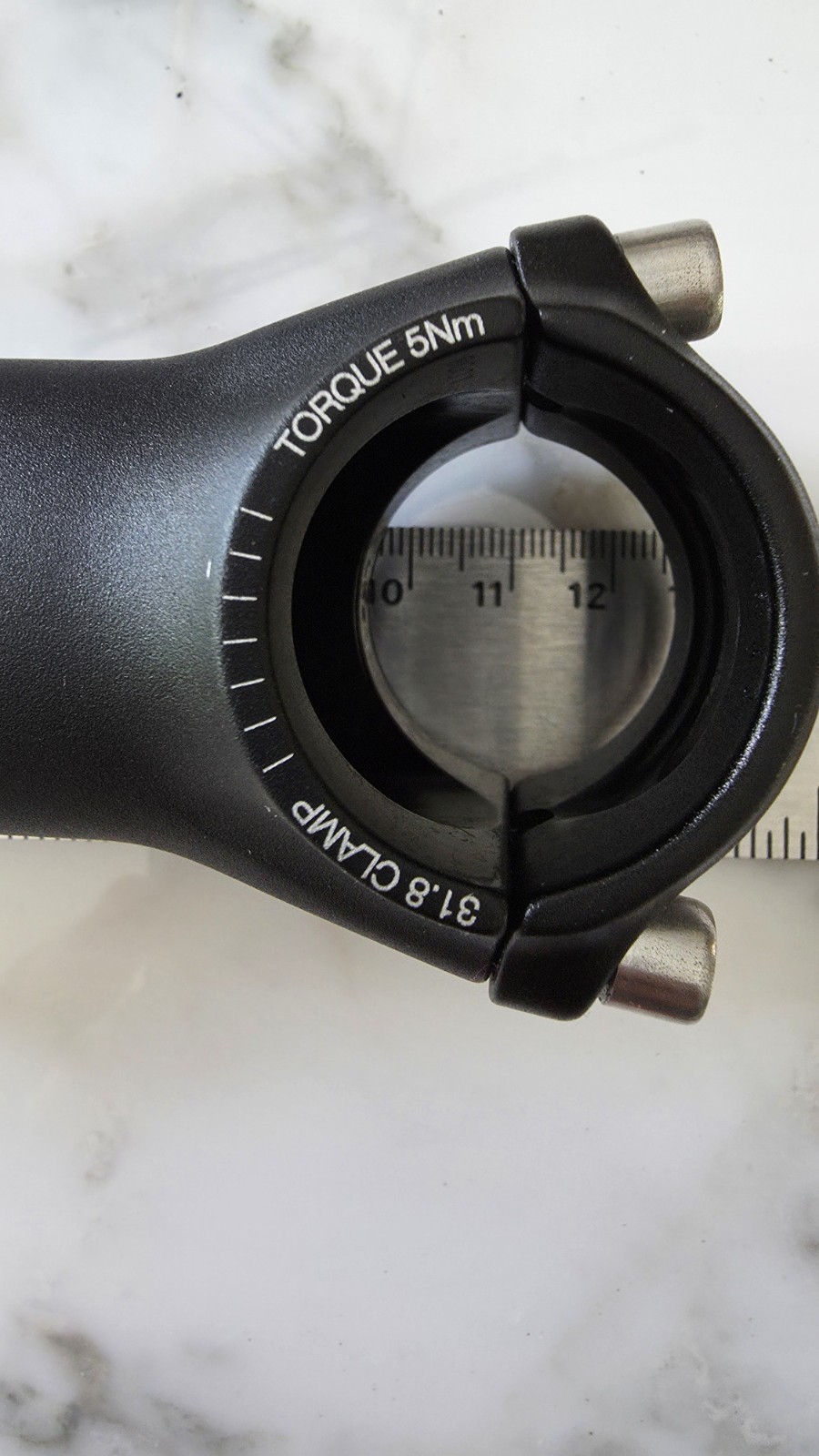 fi’zi k Cyrano R1 Alloy Stem 110mm – 7° – 31.8mm 1-1/8″ Fizik