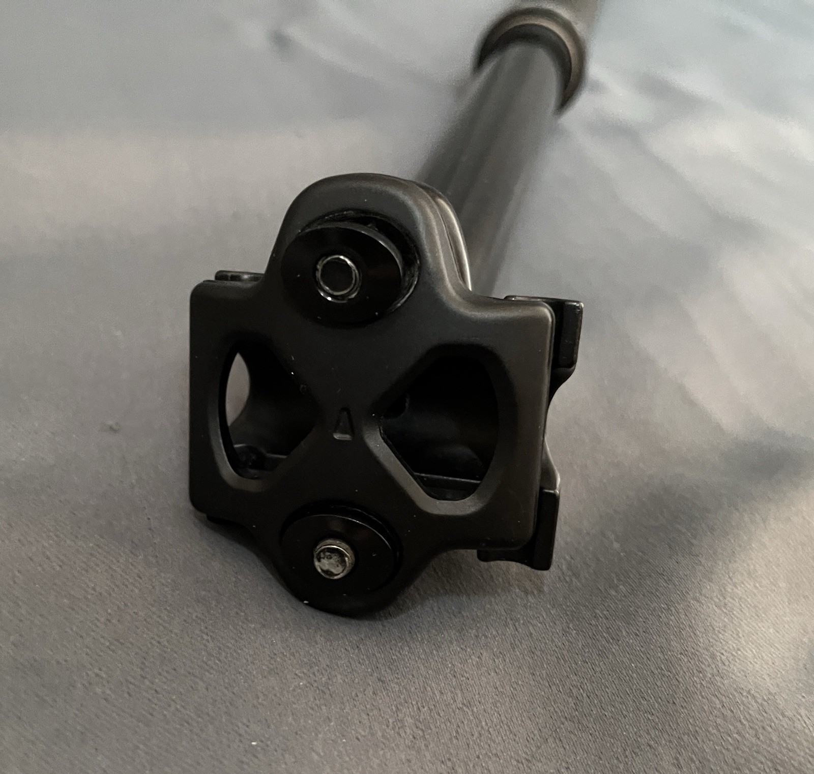 SDG Tellis V1 Dropper Seatpost 31.6mm 170mm Travel 480mm Internal Routing MTB