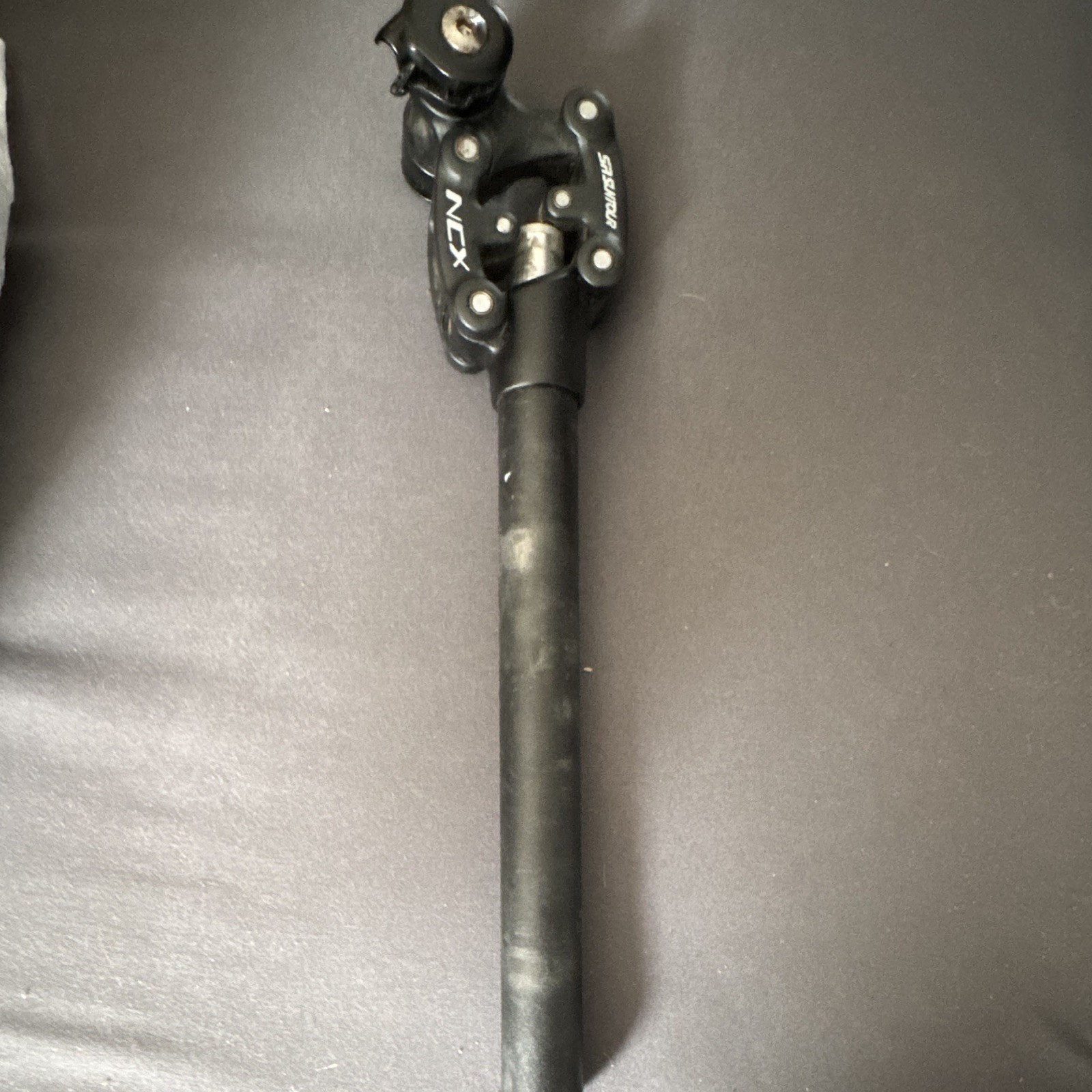 SR Suntour NCX Parallelogram Suspension Seatpost 27.2mm Black Aluminum