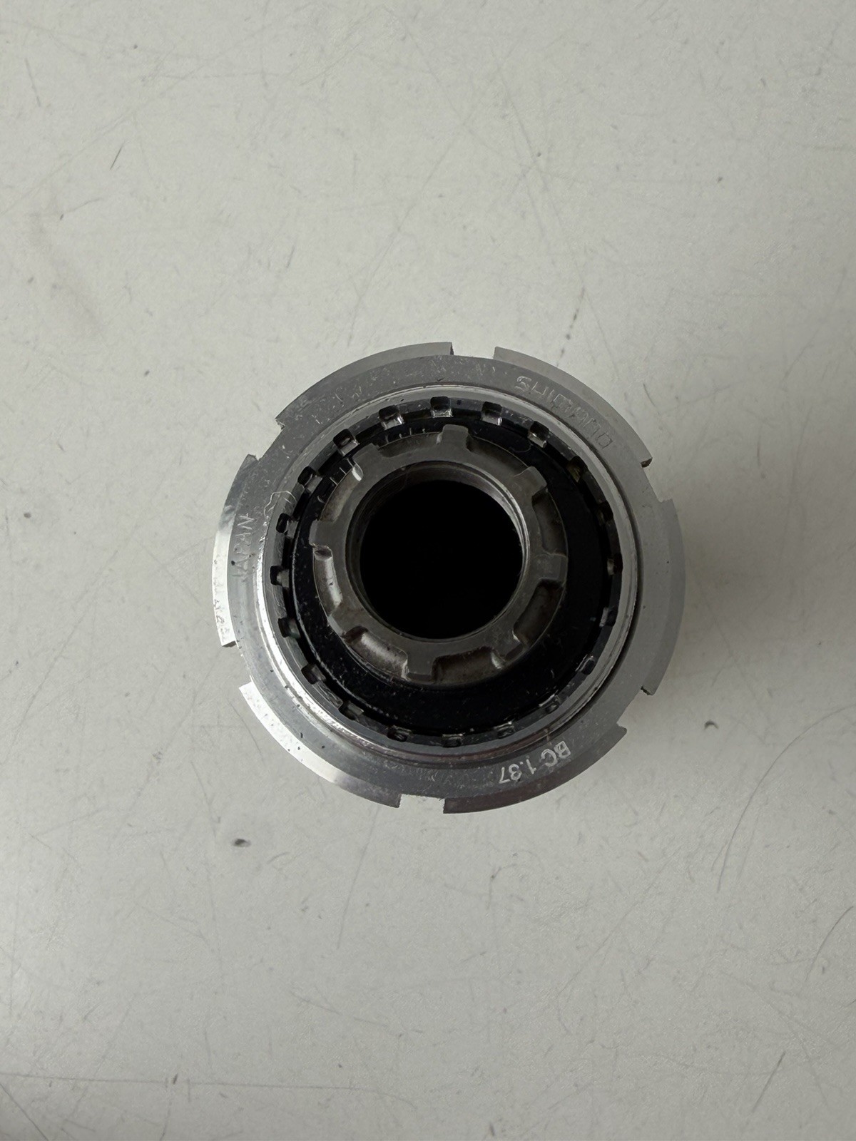 Shimano Dura Ace Model BB-7700 Sealed Cartridge Unit Japan 109.5