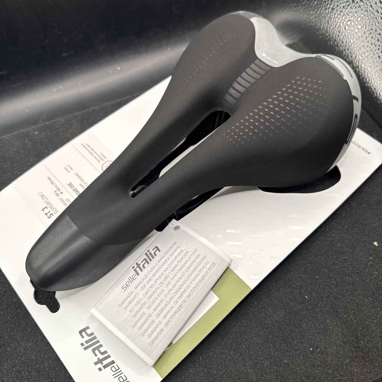 Selle Italia St3 Superflow Cycling Saddle Seat S3 160mm Universal (9419-35)