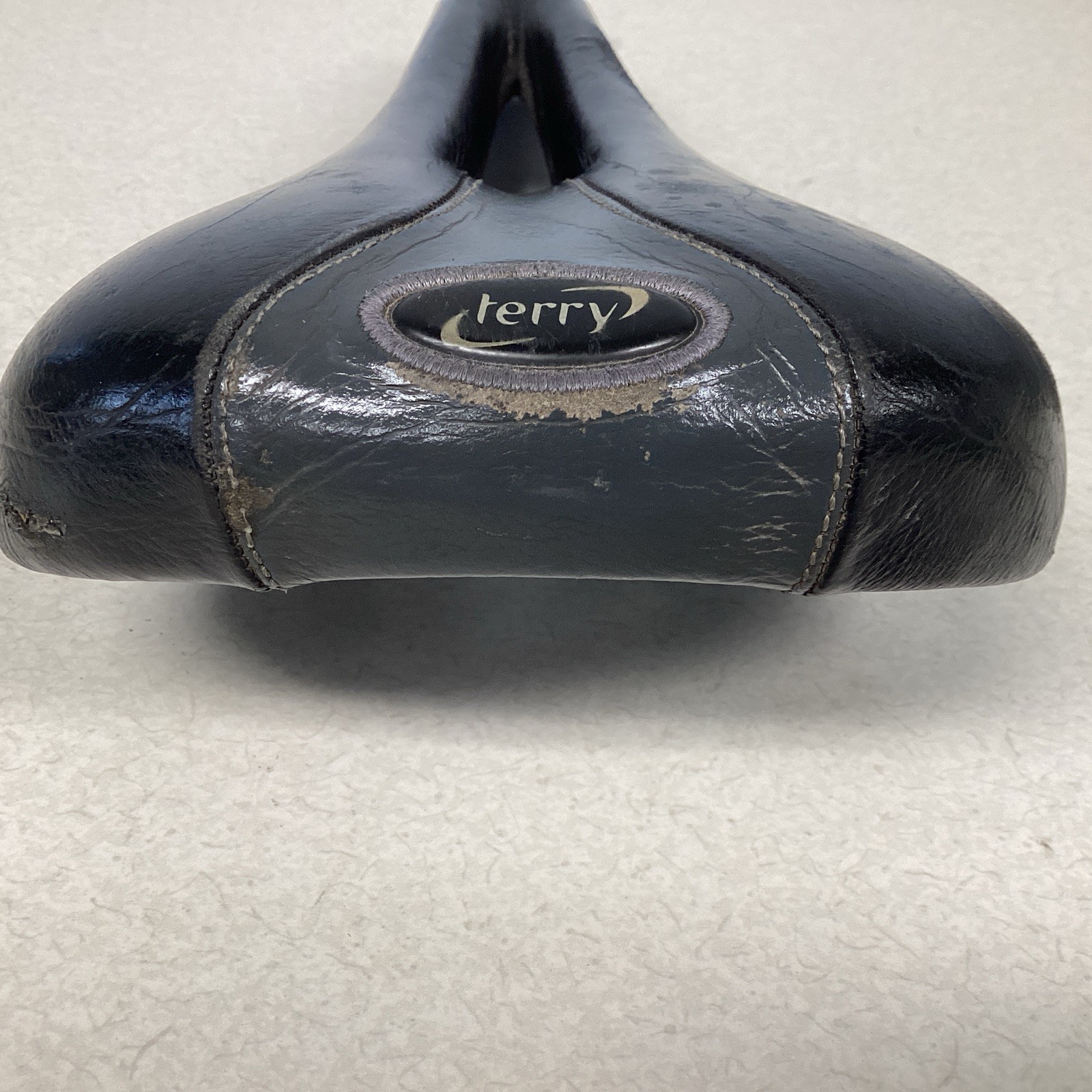 Terry Liberator Men’s Ti Saddle 146mm x 260mm Titanium Rails Handmade In Italy