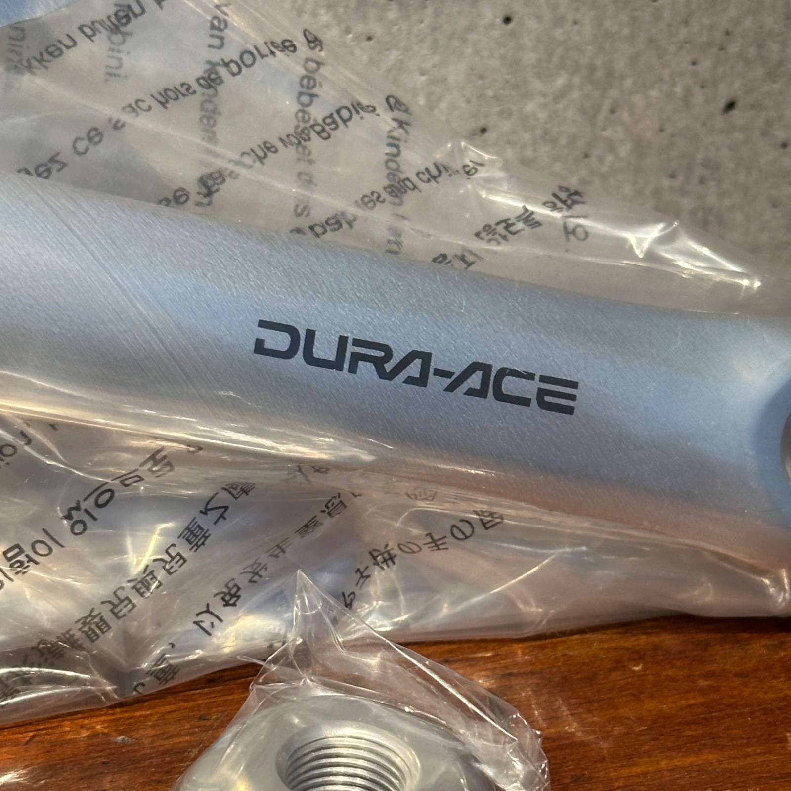 Shimano Dura Ace Track Crank Set FC-7600 Square Taper 165mm NJS Keirin w/ bolts