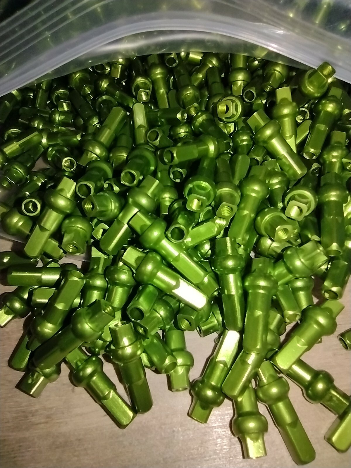 16mm DSN SOUR APPLE GREEN Alloy Double Square spoke nipple 14g (2.0mm) Custom I9
