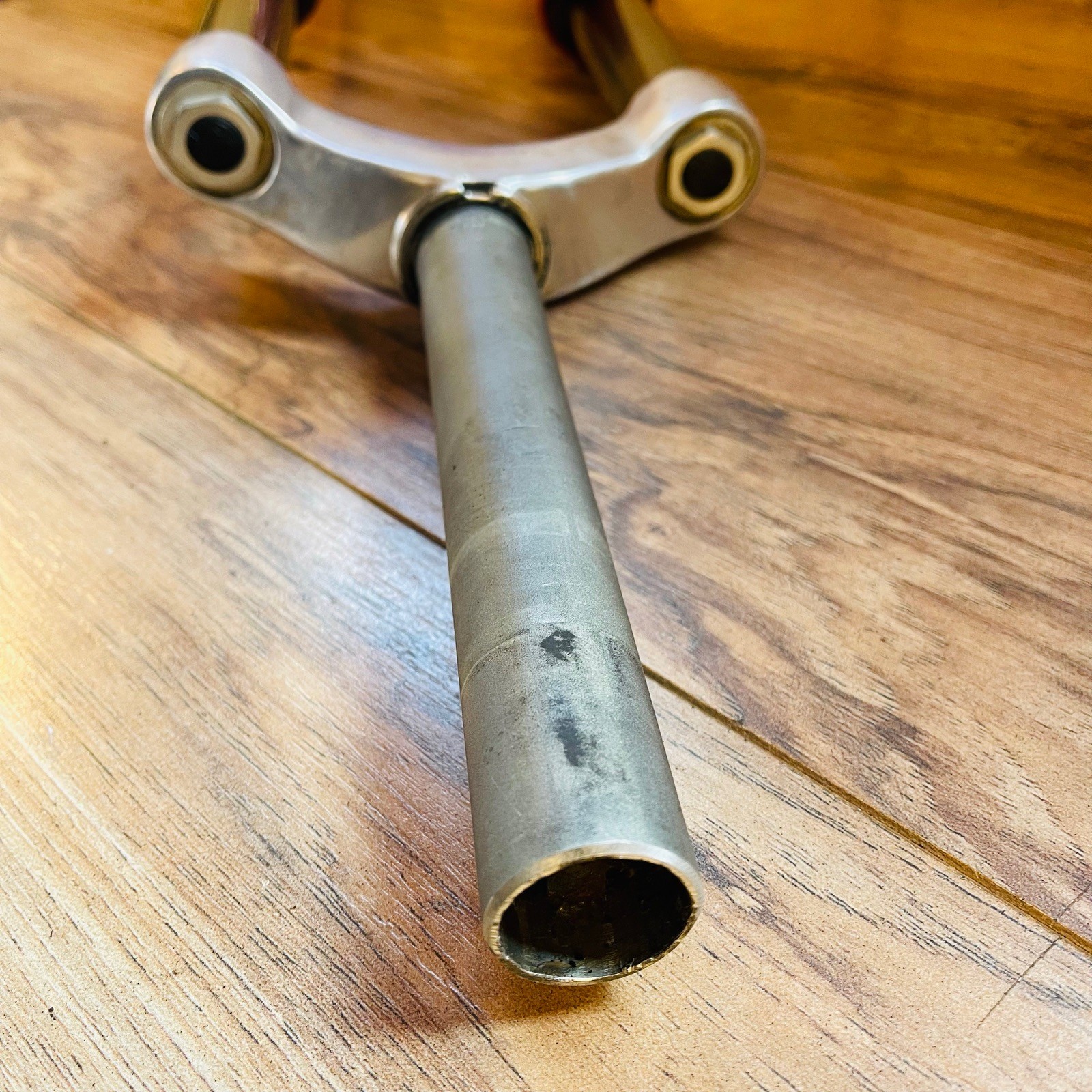 Marzocchi  Bomber Dirt Jumper 2002  1 1/8 Threadless Suspension Fork 26 Coil