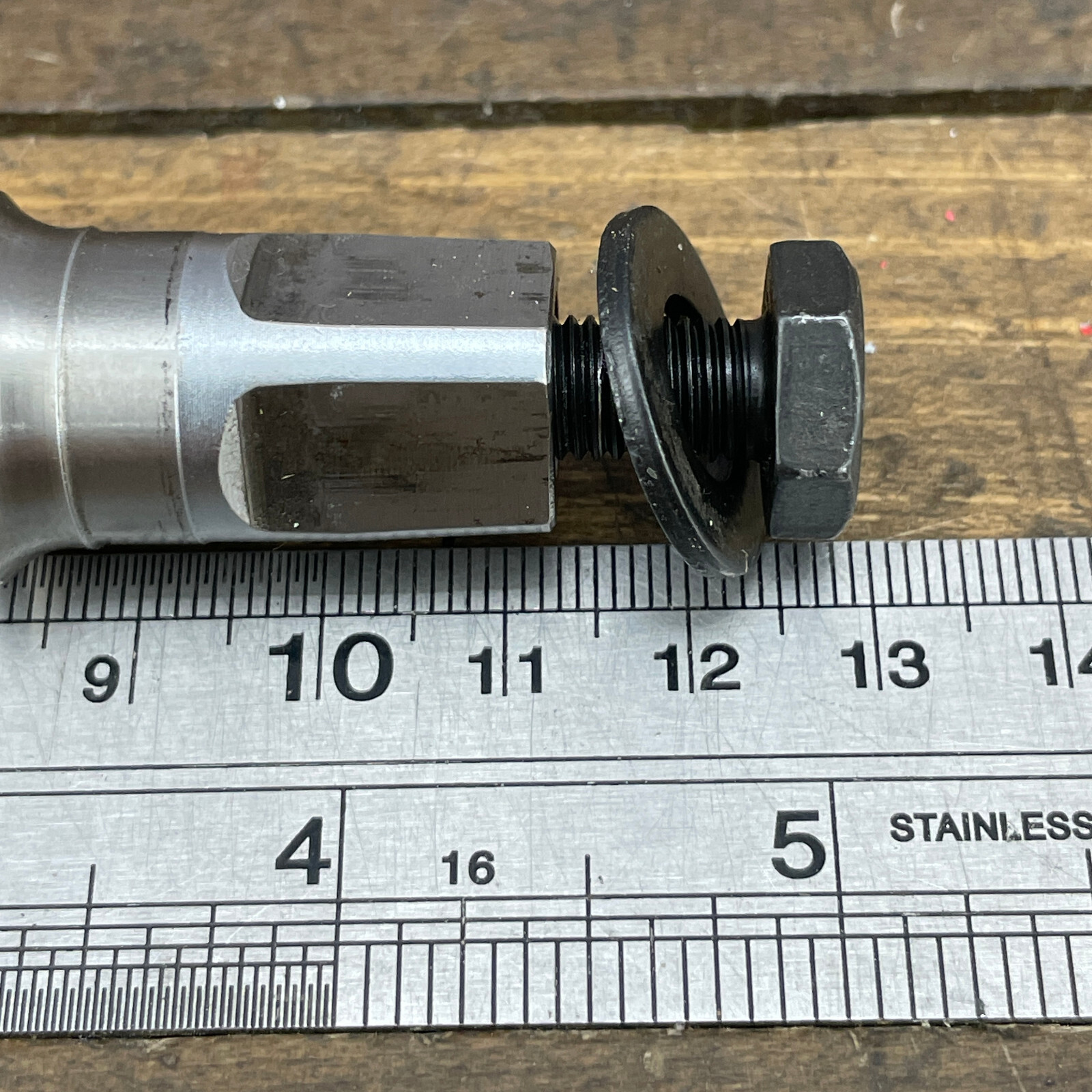 Vintage Shimano Dura Ace BB-7400 Spindle Italian 70 mm Bottom Bracket 113 mm
