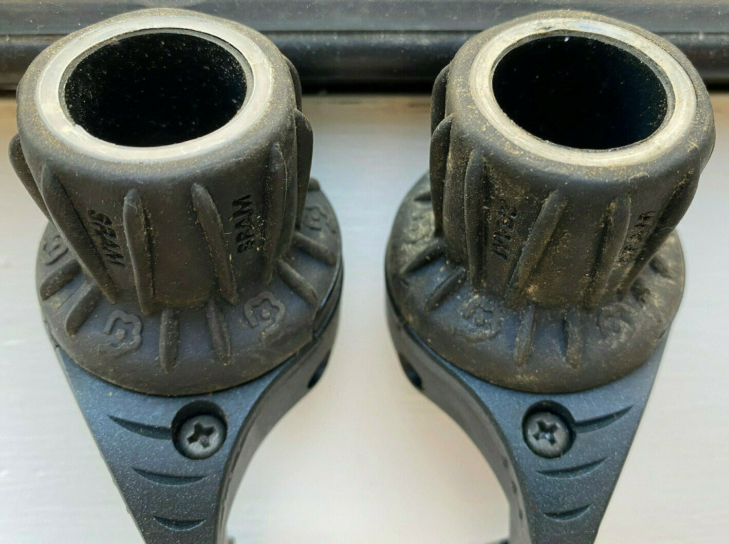 SRAM 7.0 3×8 Front Left and Rear Right Grip Twist Shifters Set MTB Bike Bicycle